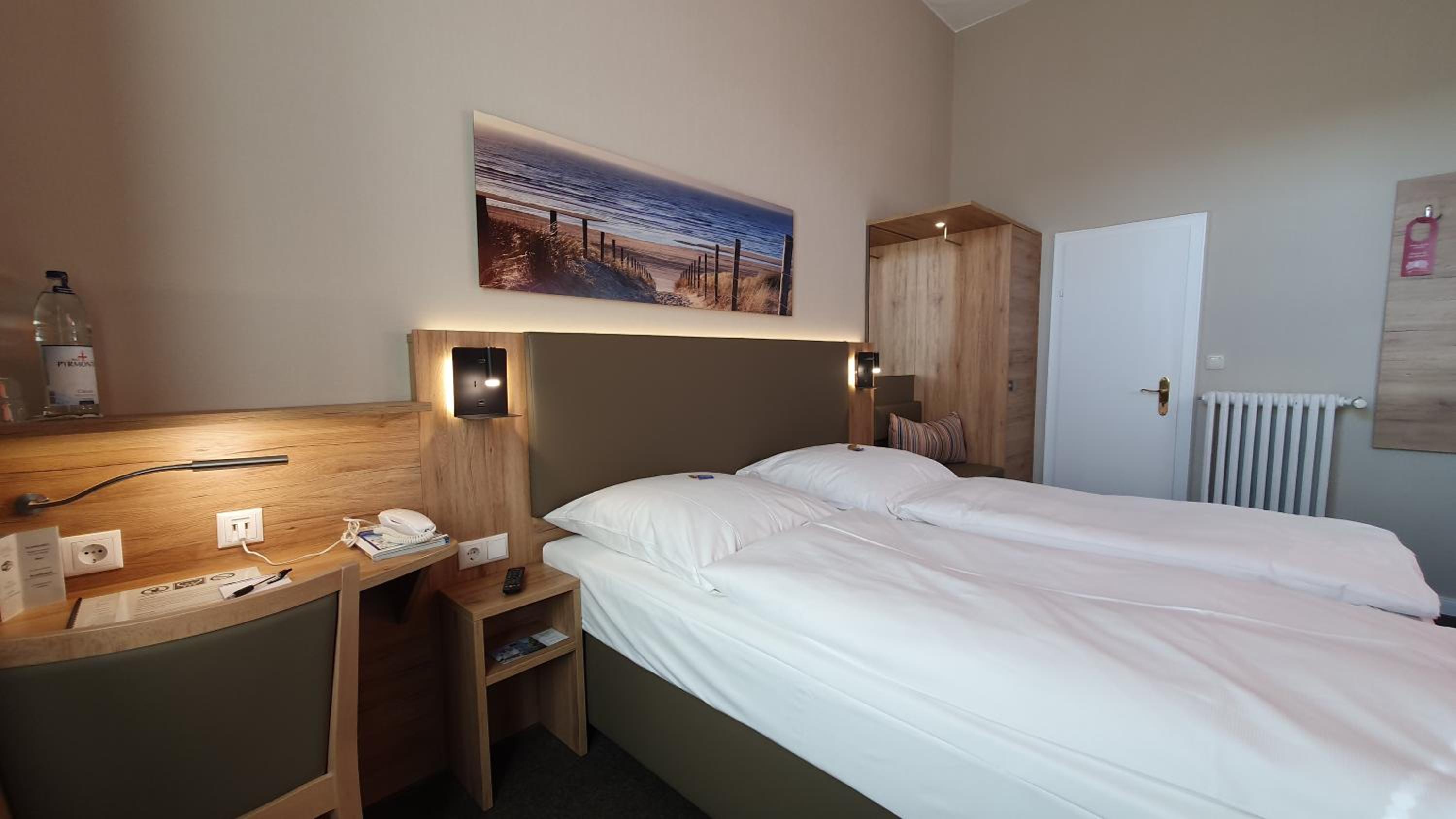 Very Small Double Room - Photo 11