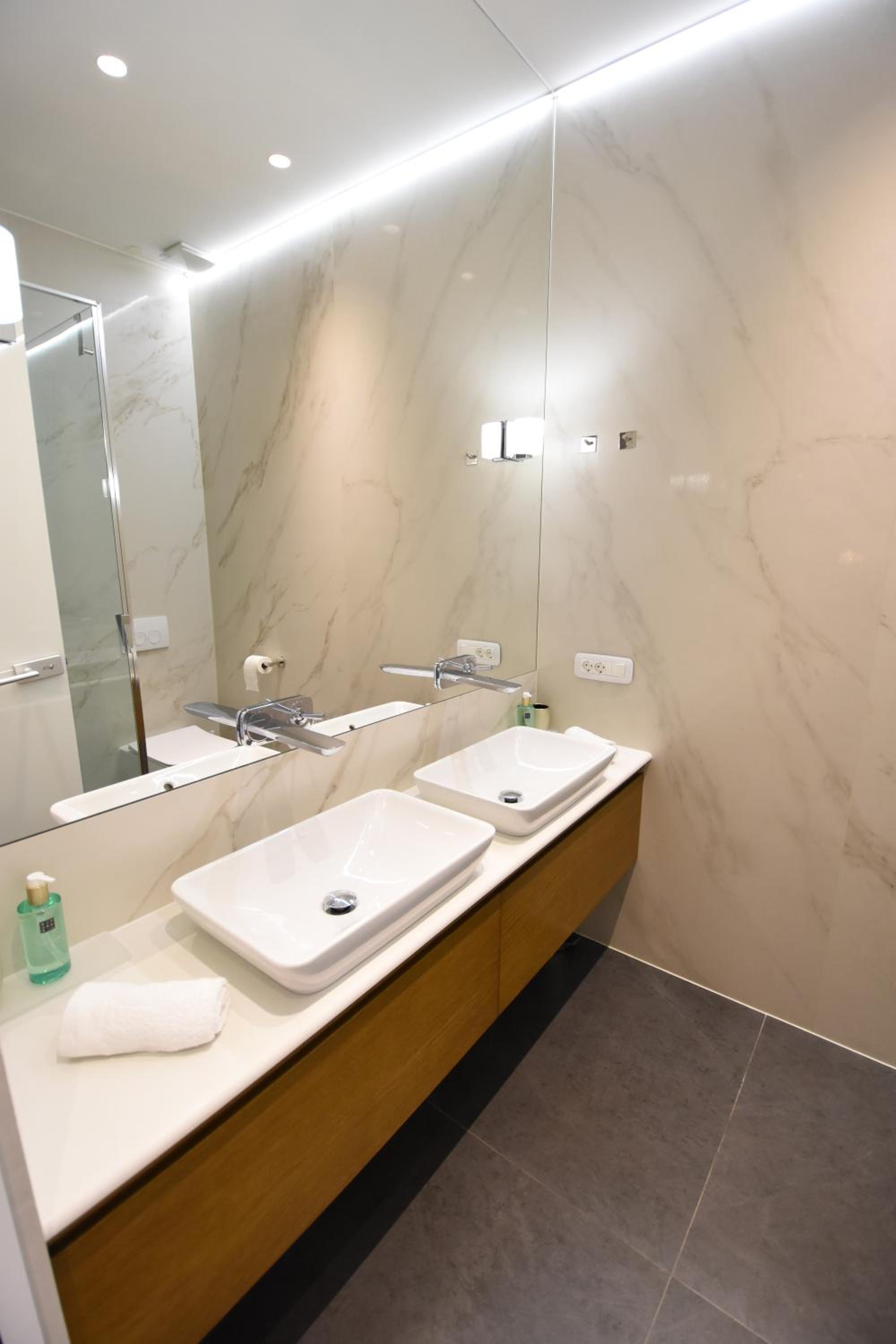 King Room - Photo 14
