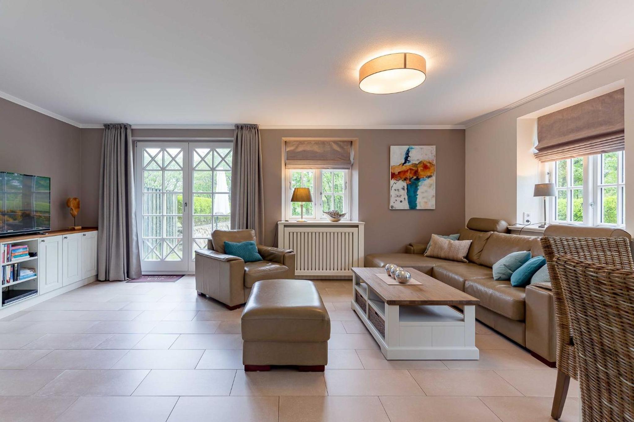 Three-Bedroom House photo 1