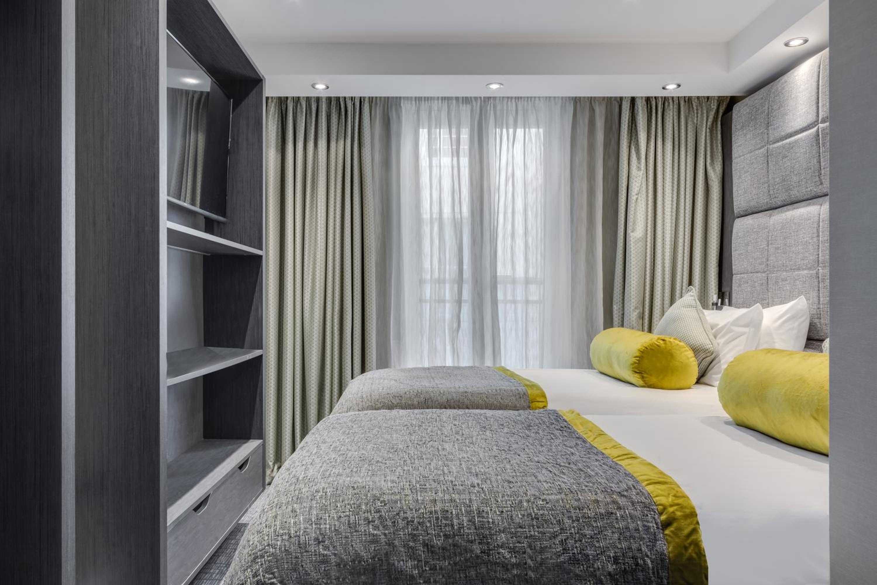 Superior Twin Room photo 2