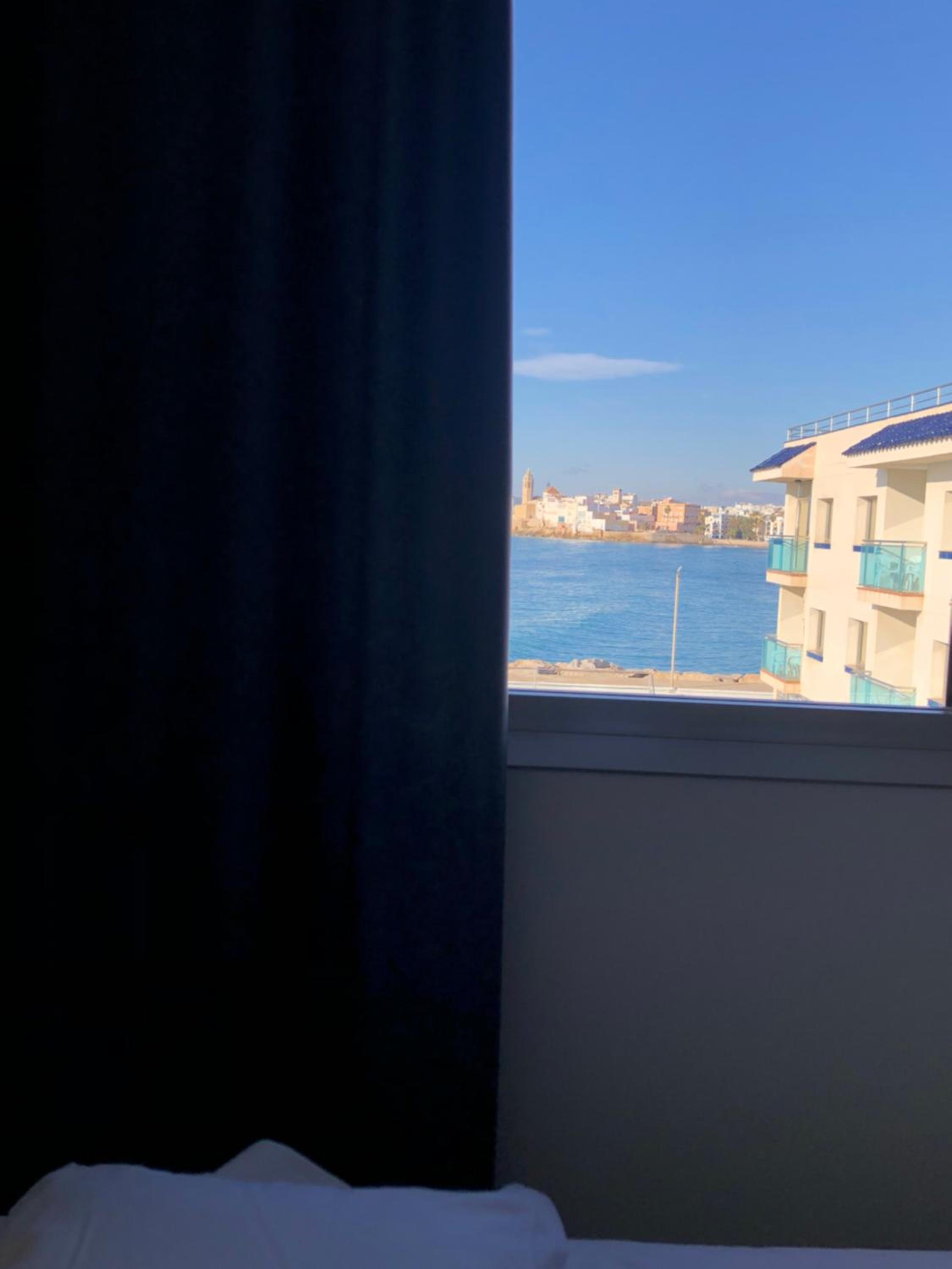 Double Room with Sea View - Photo 5