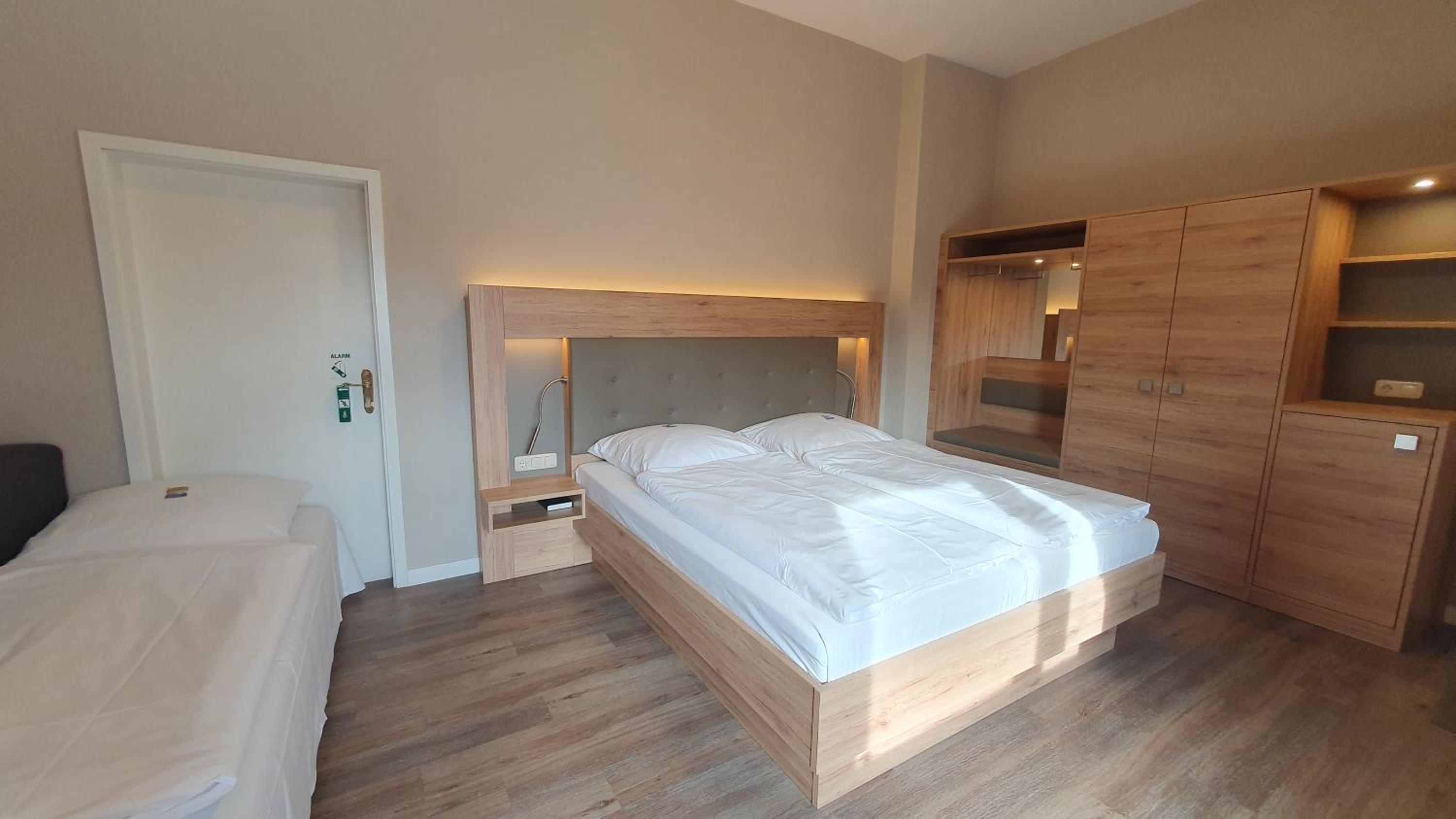 Triple Room - Photo 10