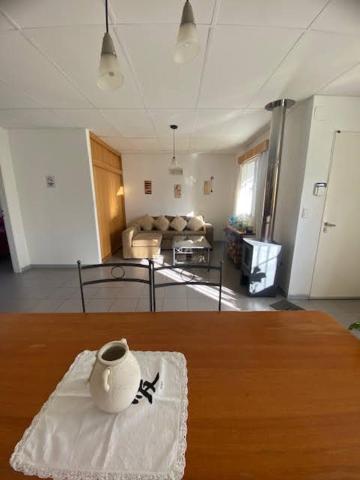 One-Bedroom House photo 1