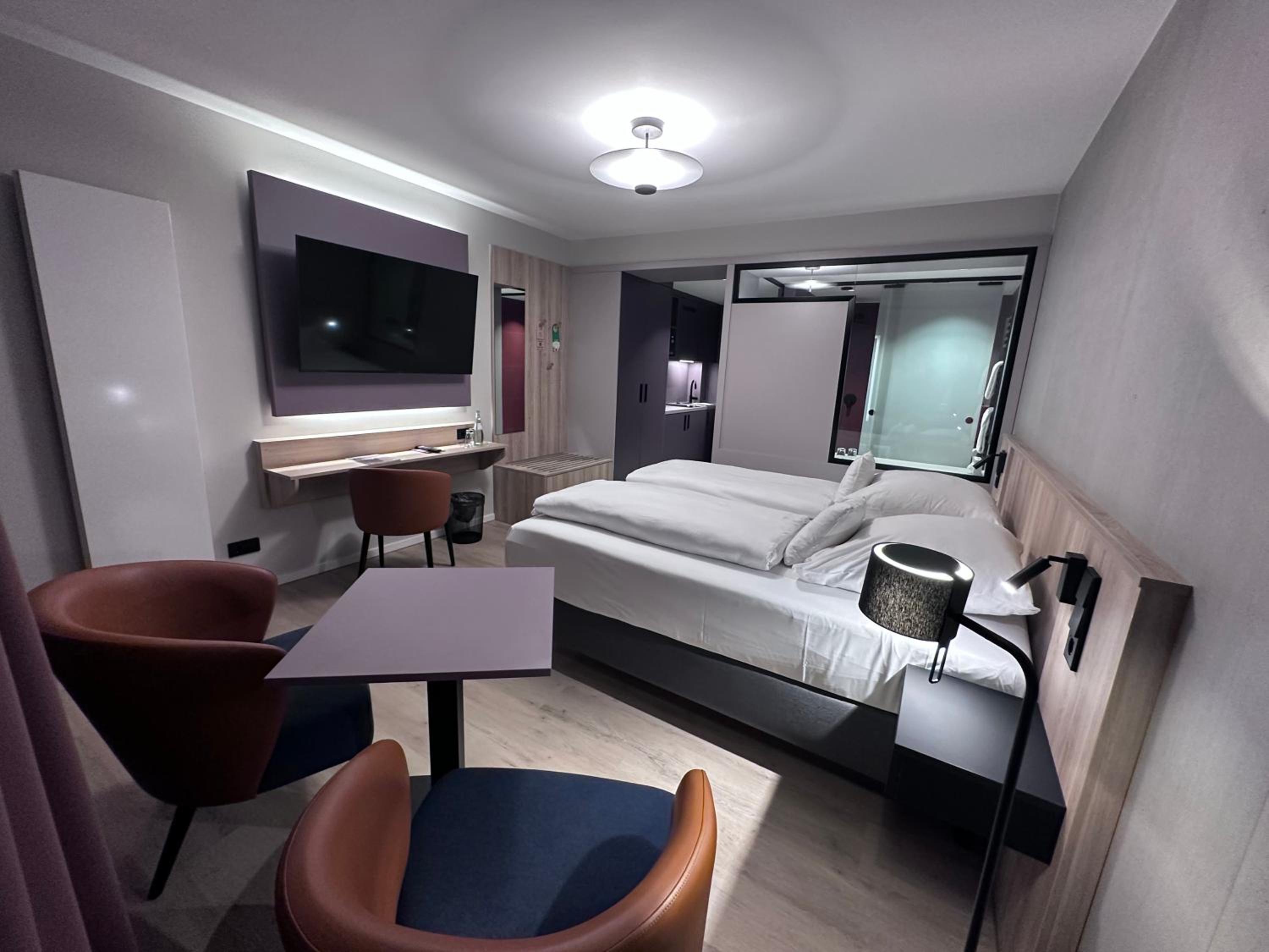 Deluxe Double Room with Balcony