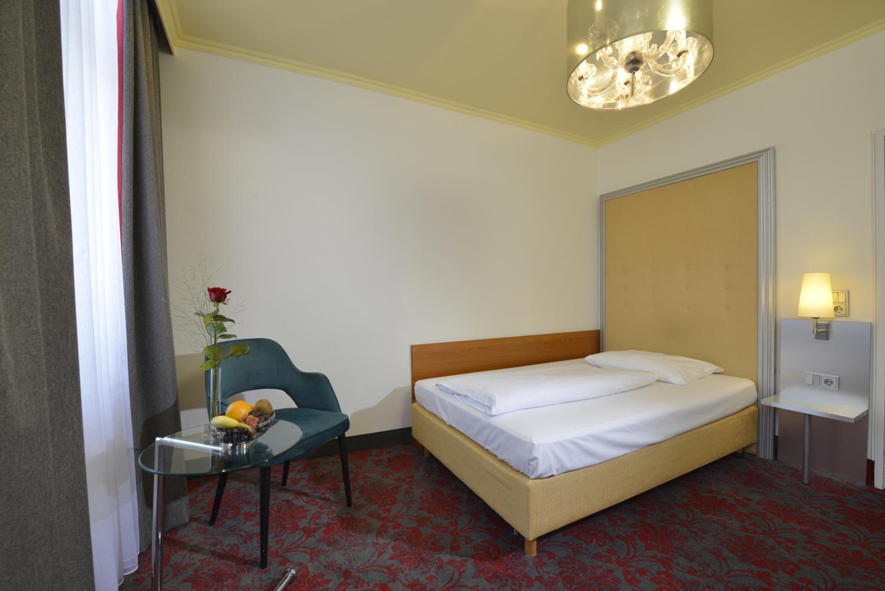 Standard Single Room photo 3