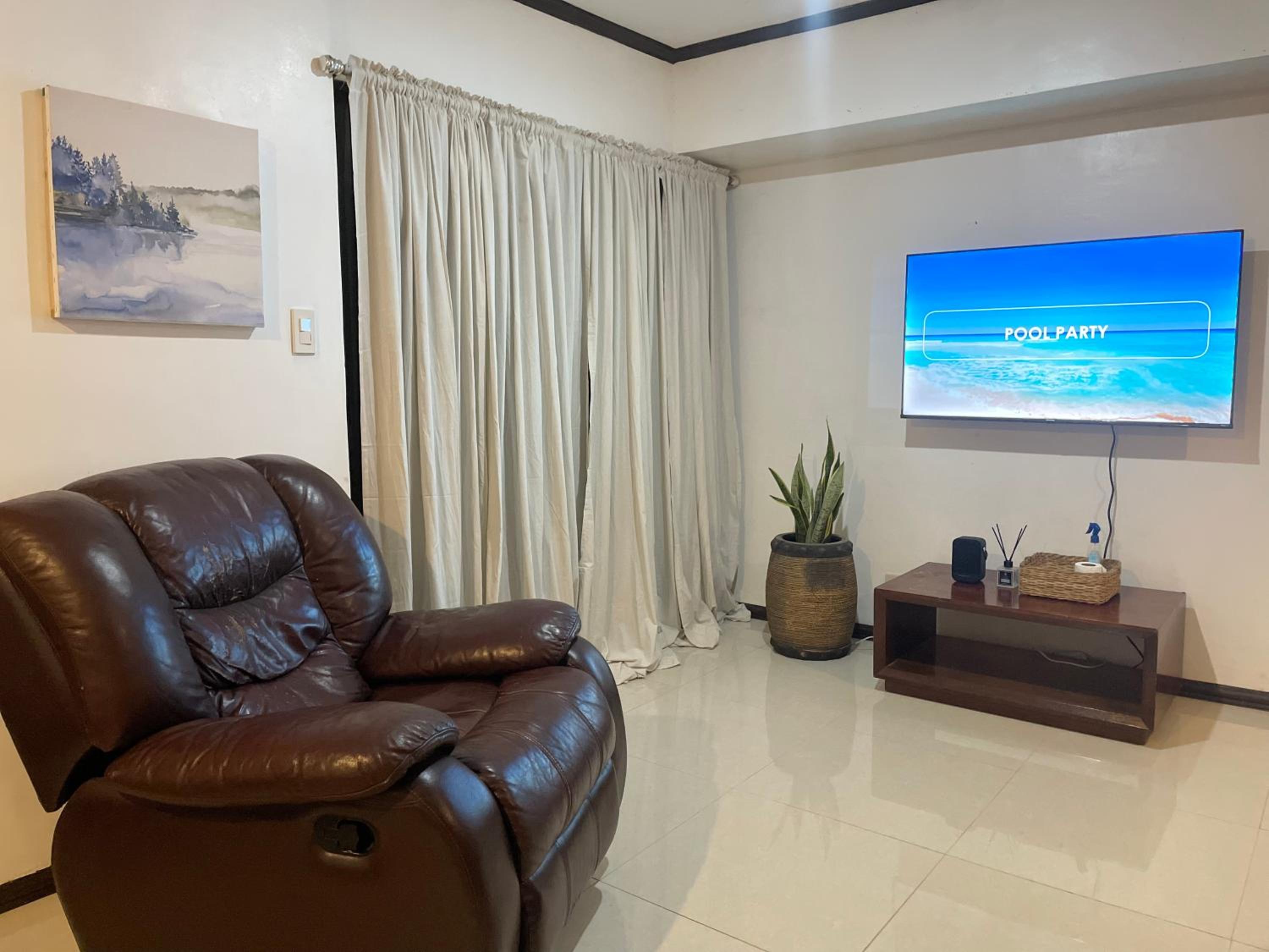 Apartment with Terrace photo 2