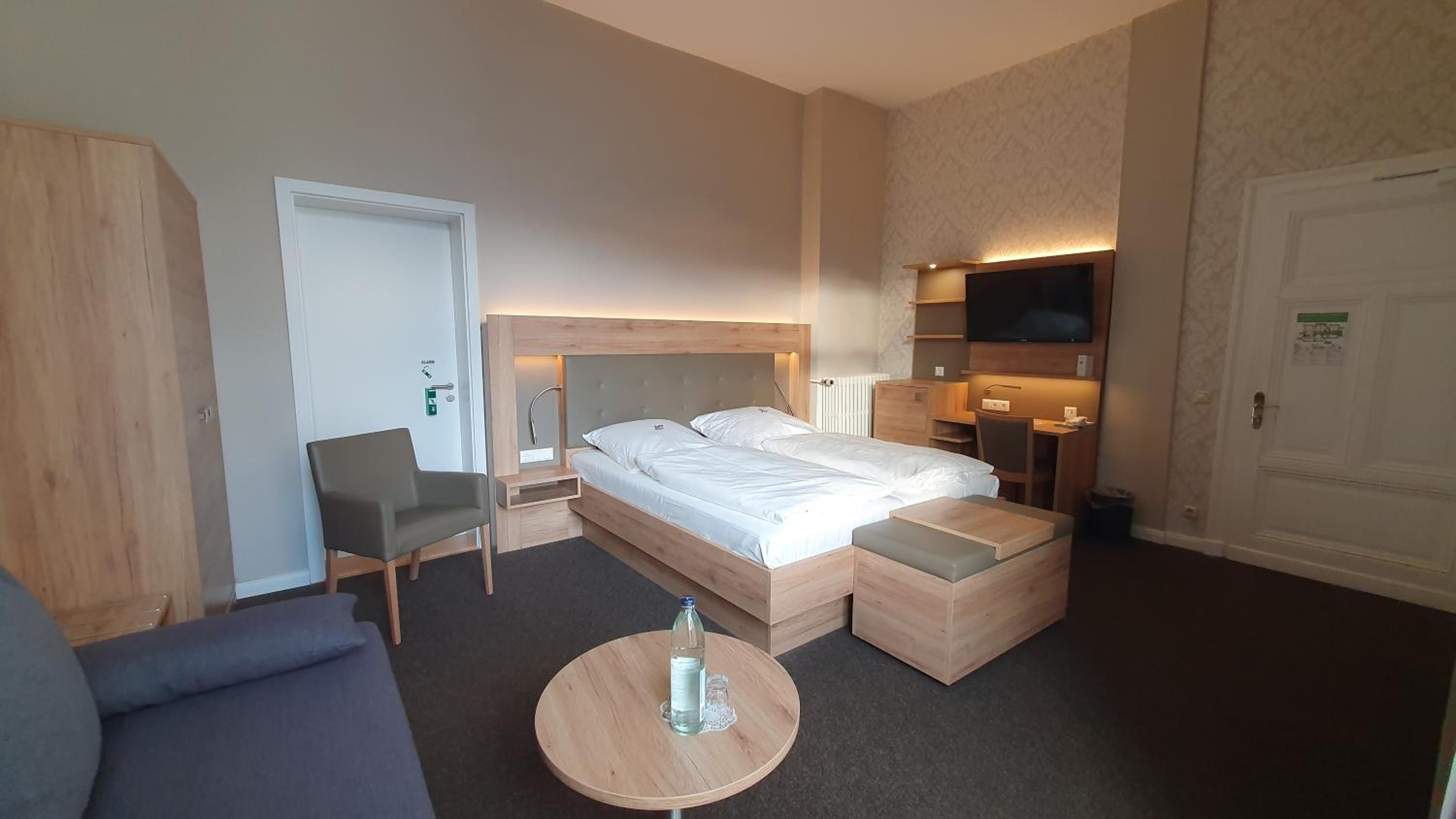 Classic Double Room - Photo 6
