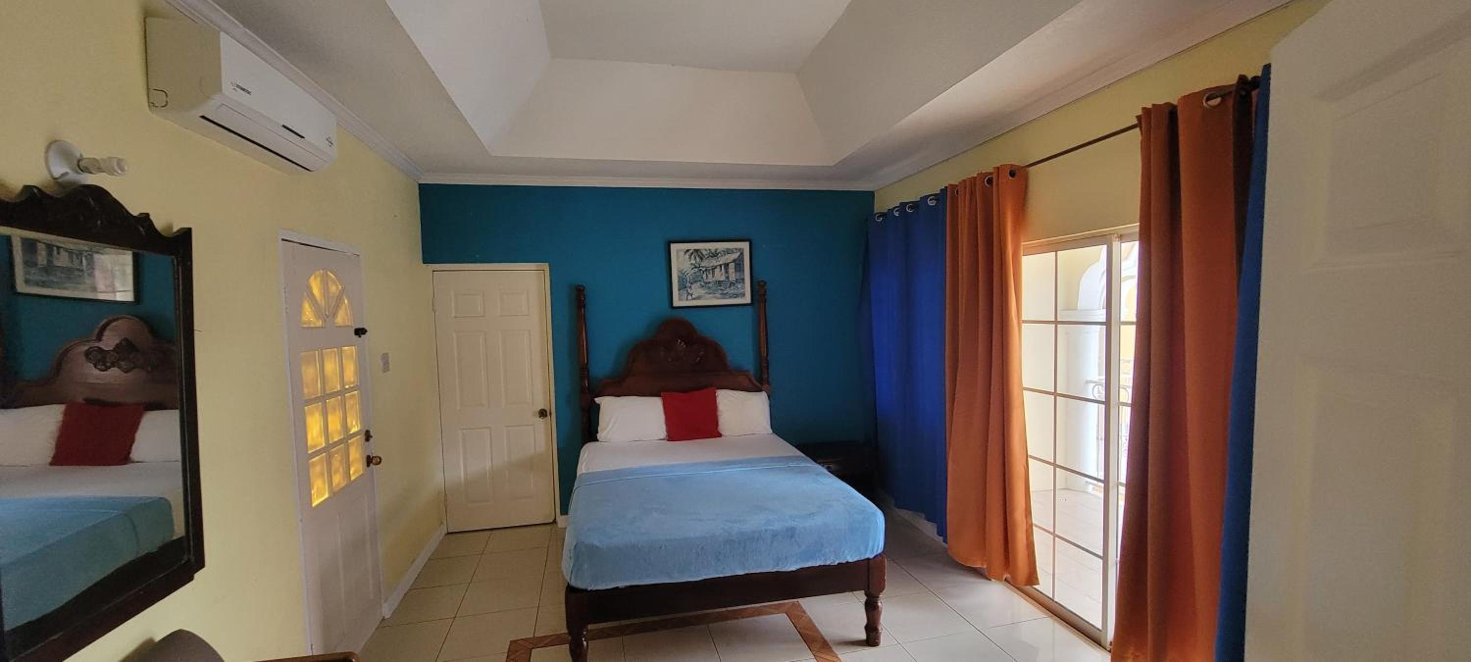 Two-Bedroom Apartment photo 2
