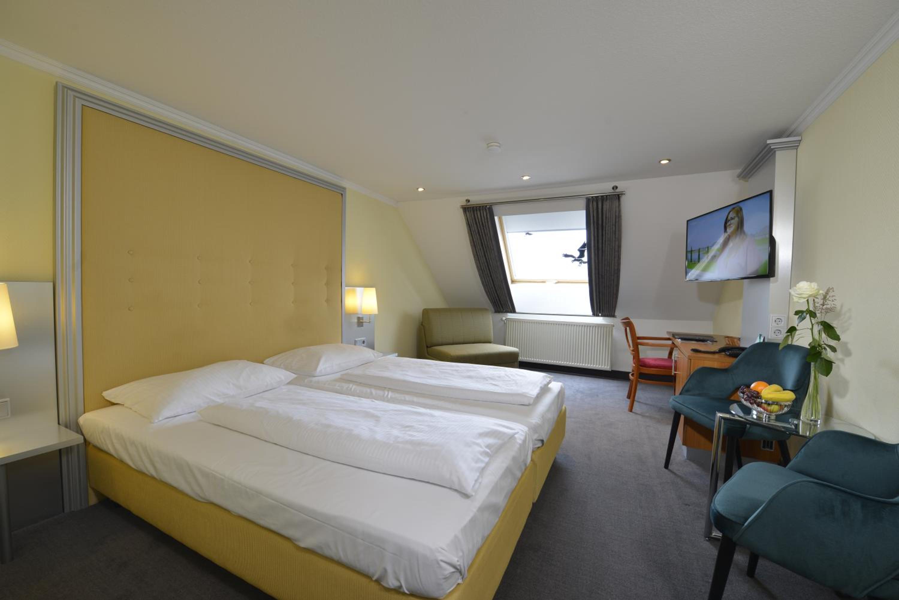 Triple Room - Photo 1