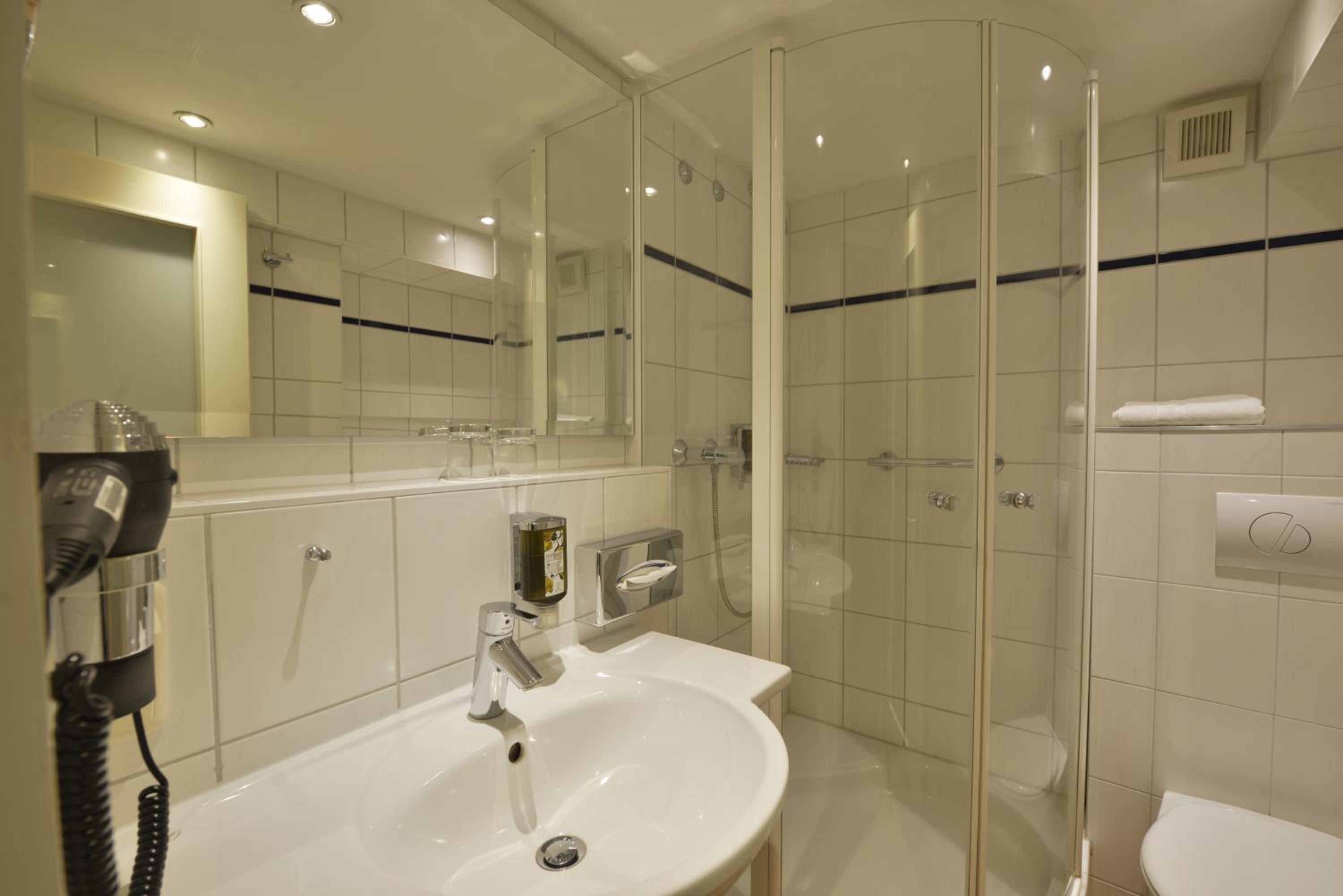 Triple Room - Photo 3