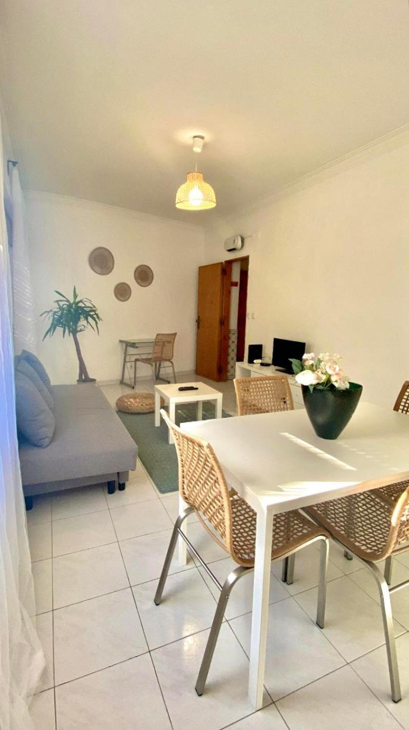 One-Bedroom Apartment - Photo 8