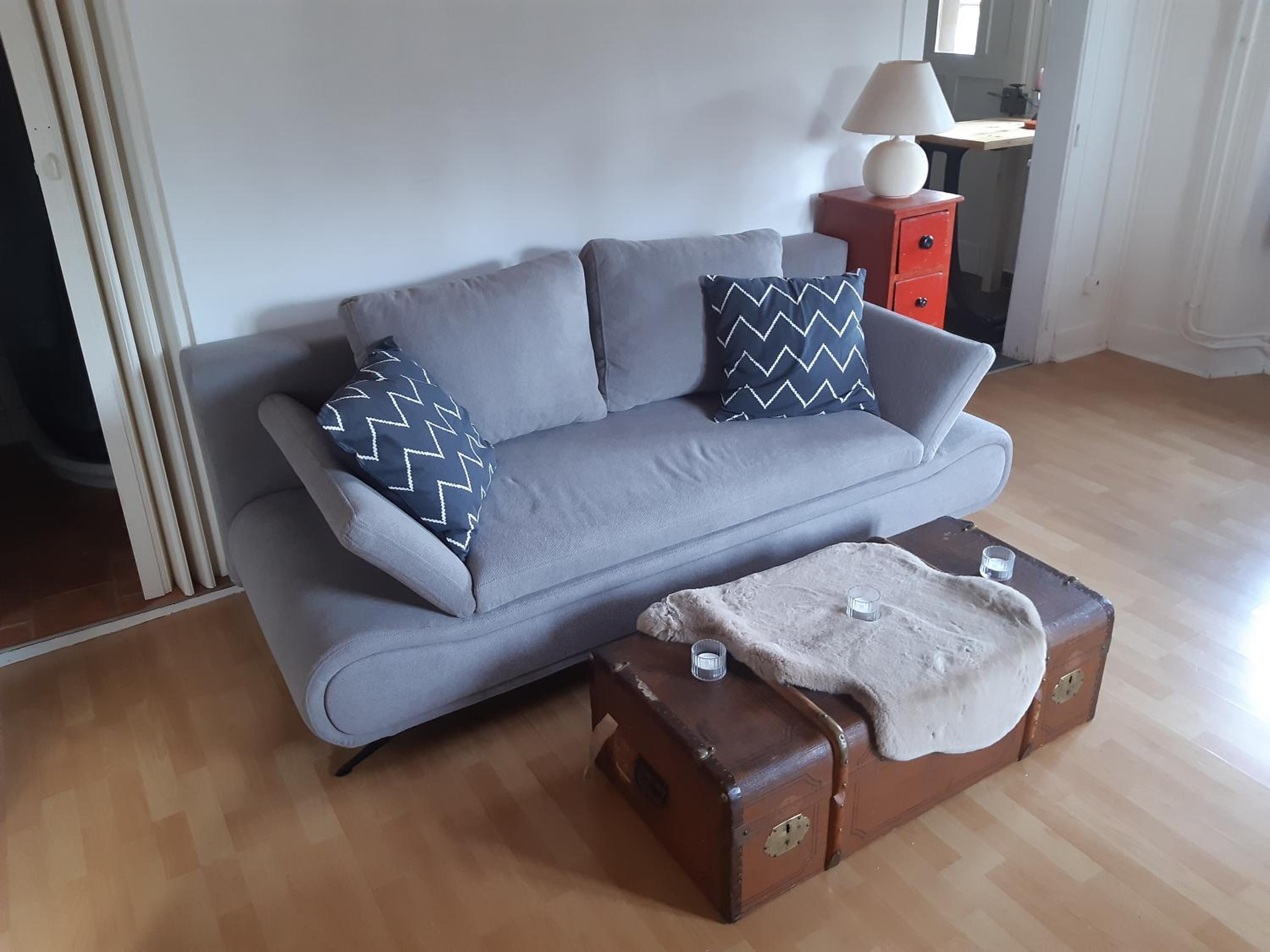 One-Bedroom Apartment photo 2
