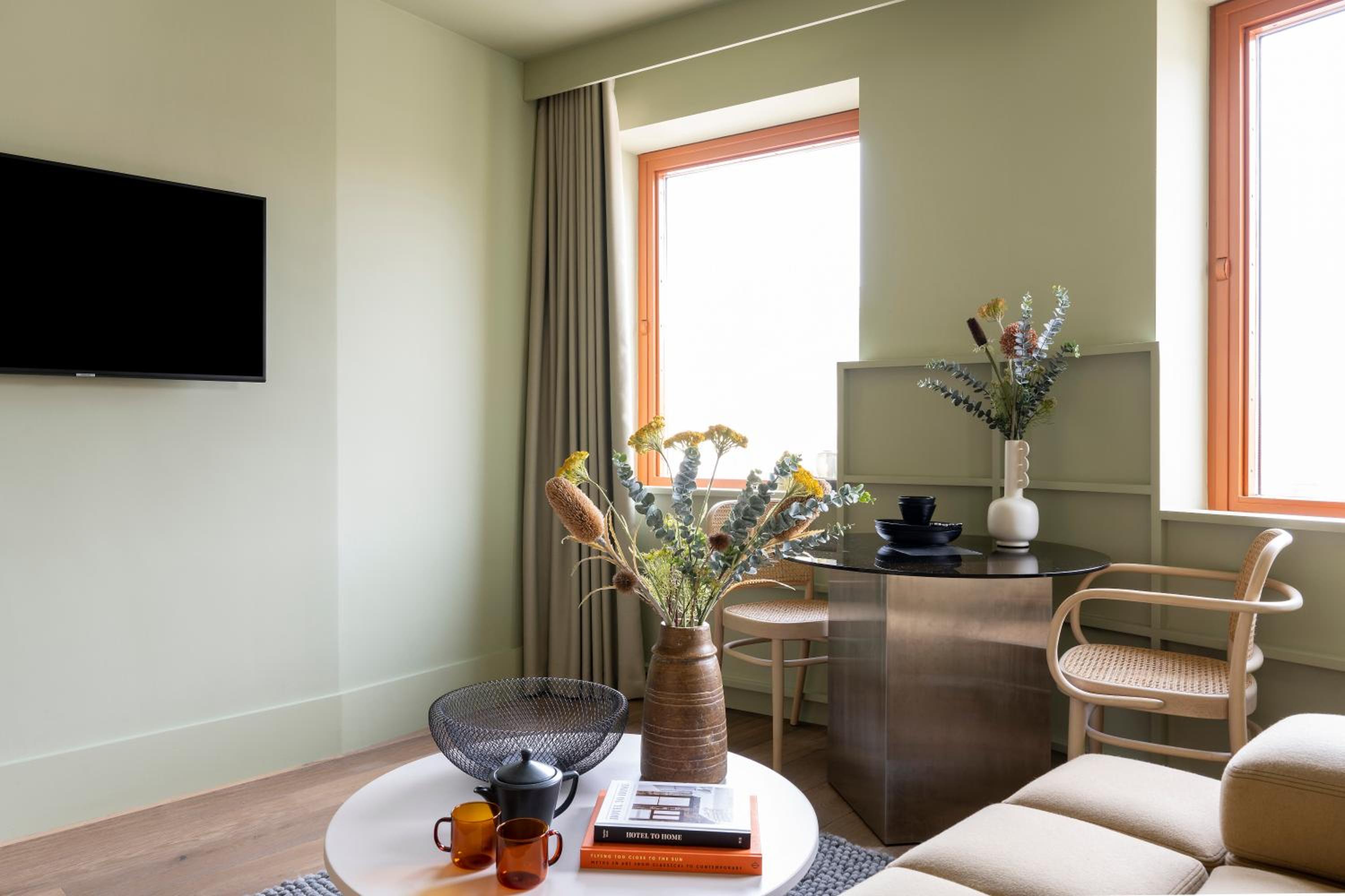 One Bedroom Open Plan Suite