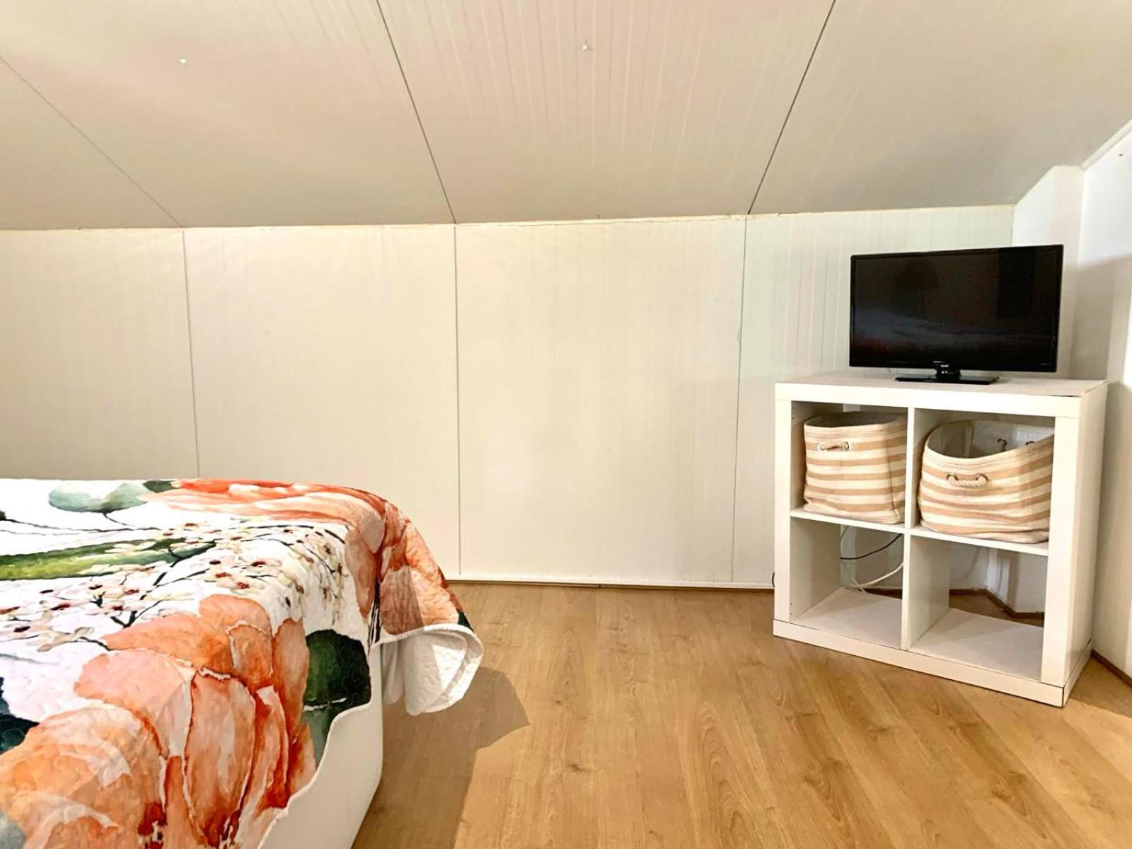 Three-Bedroom Apartment - Photo 23