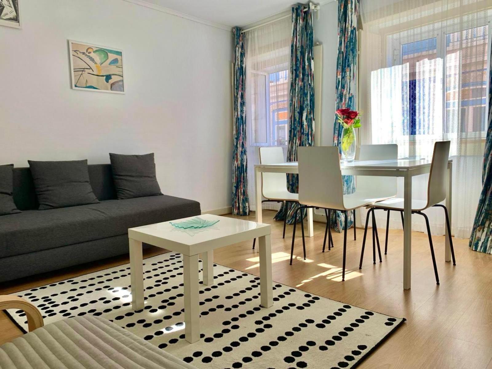 Three-Bedroom Apartment - Photo 33