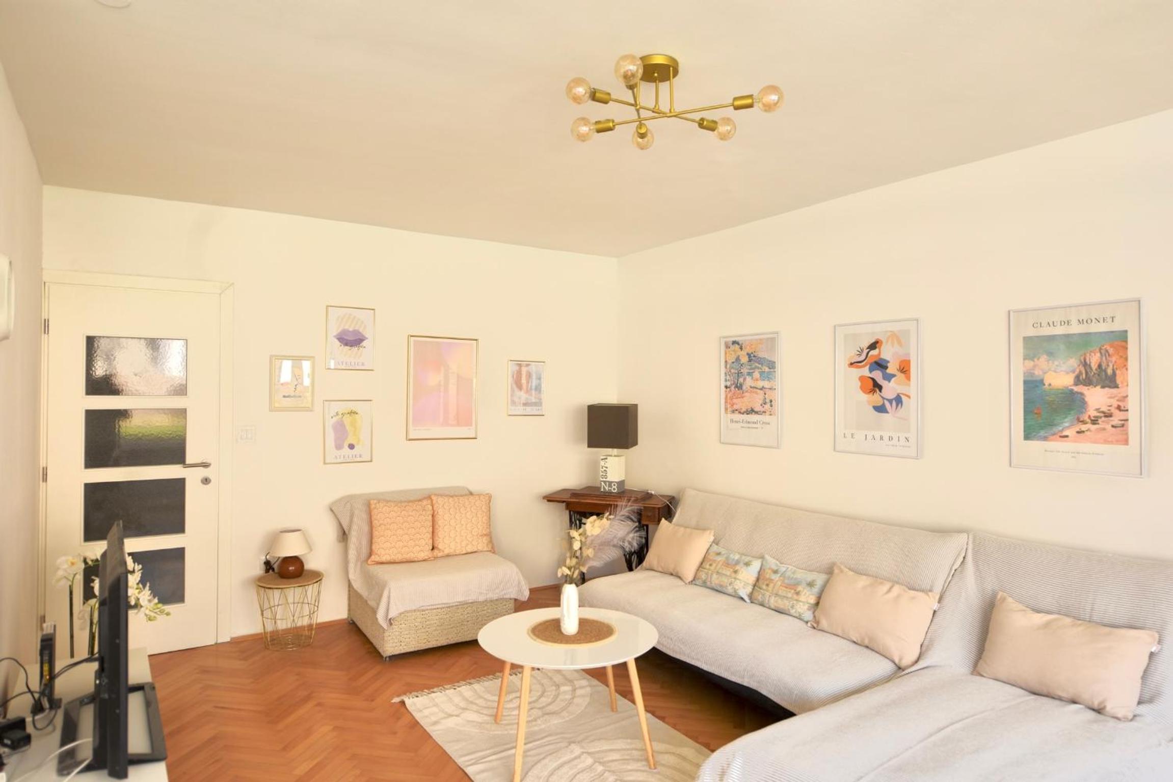 Apartment with Balcony