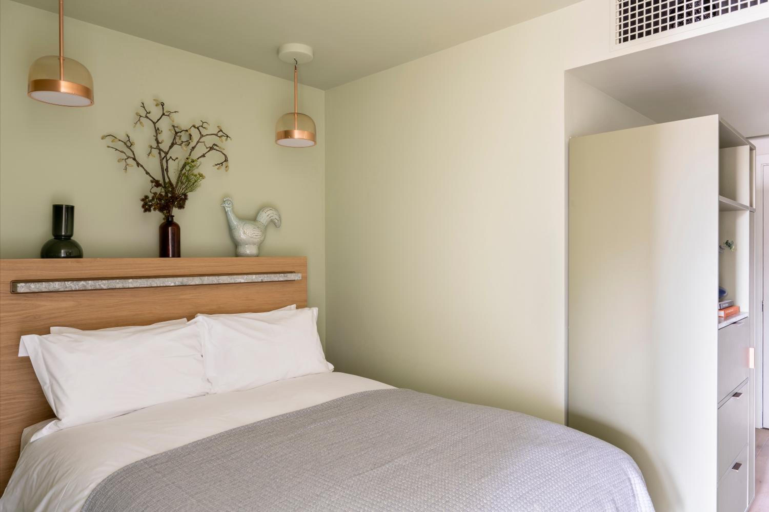 One Bedroom Open Plan Suite