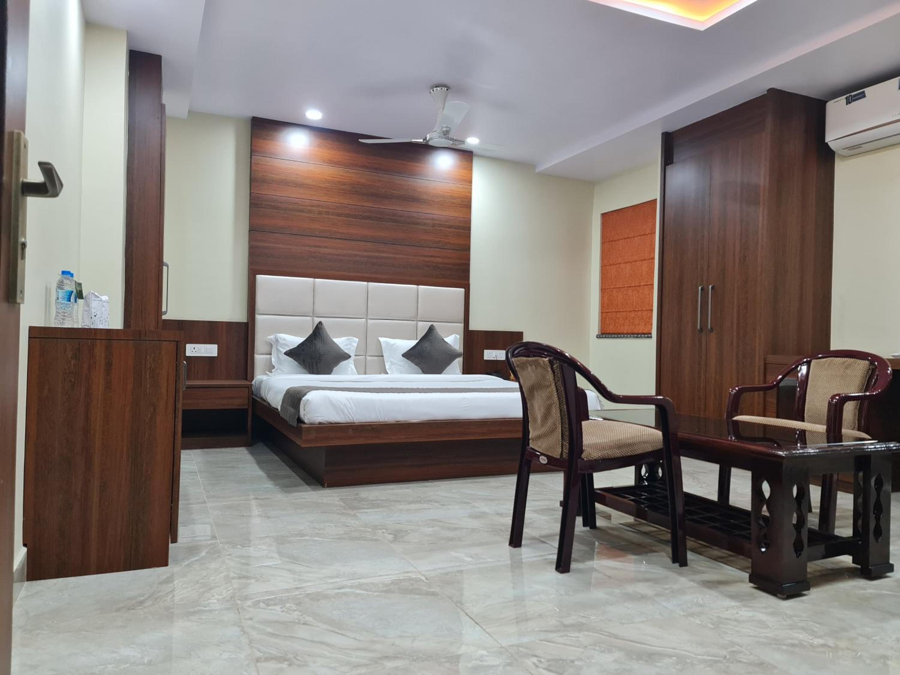 Superior Double Room photo 1