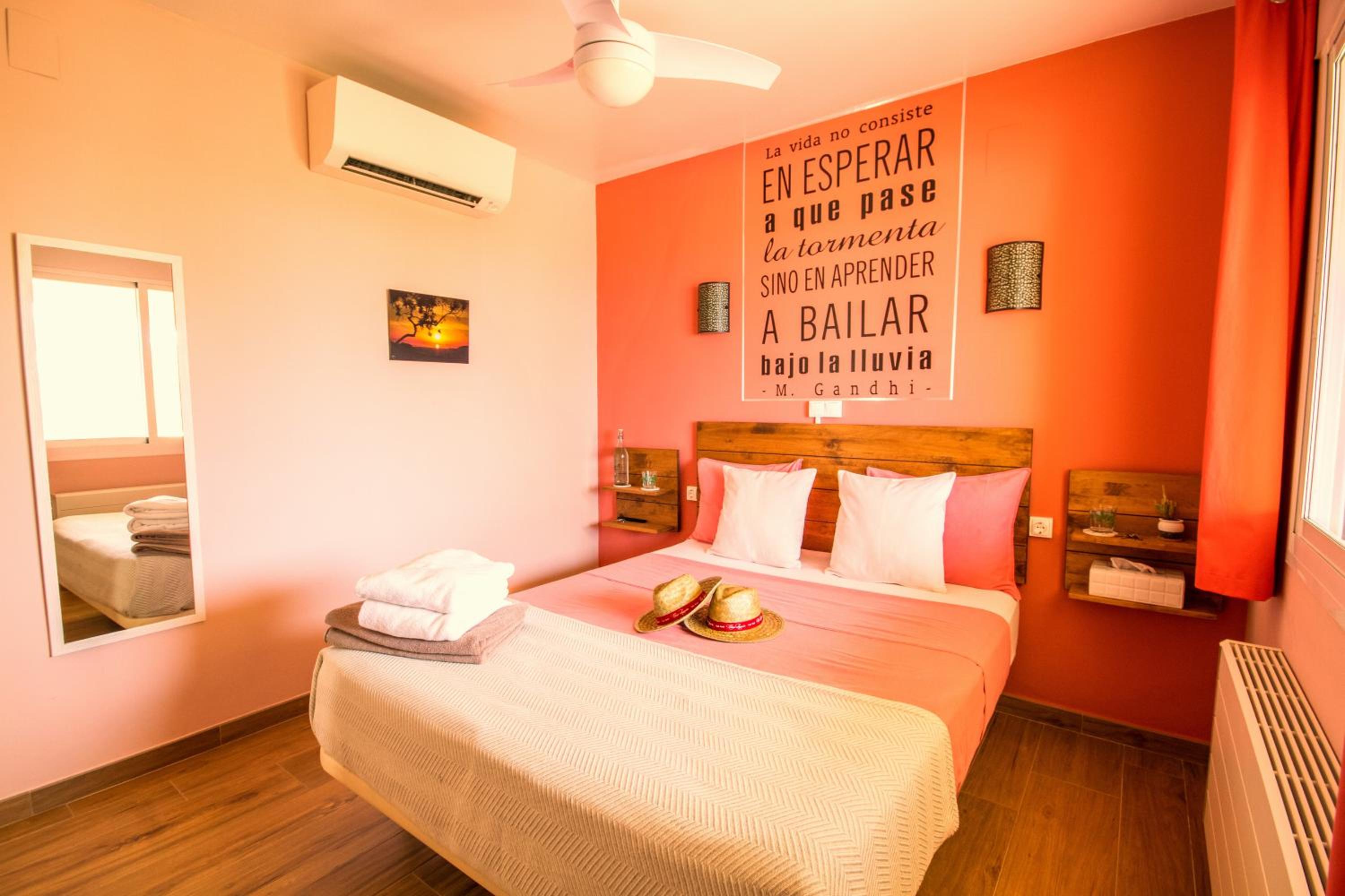 Habitación Doble con Baño Privado