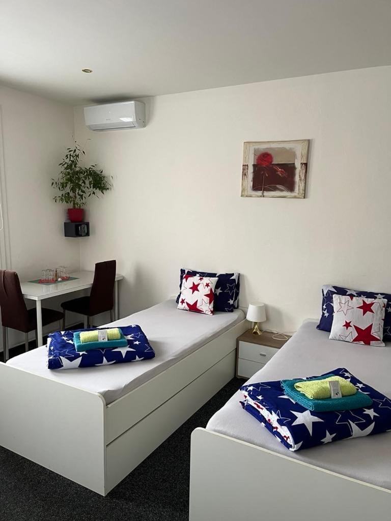 Triple Room with Private External Bathroom photo 1