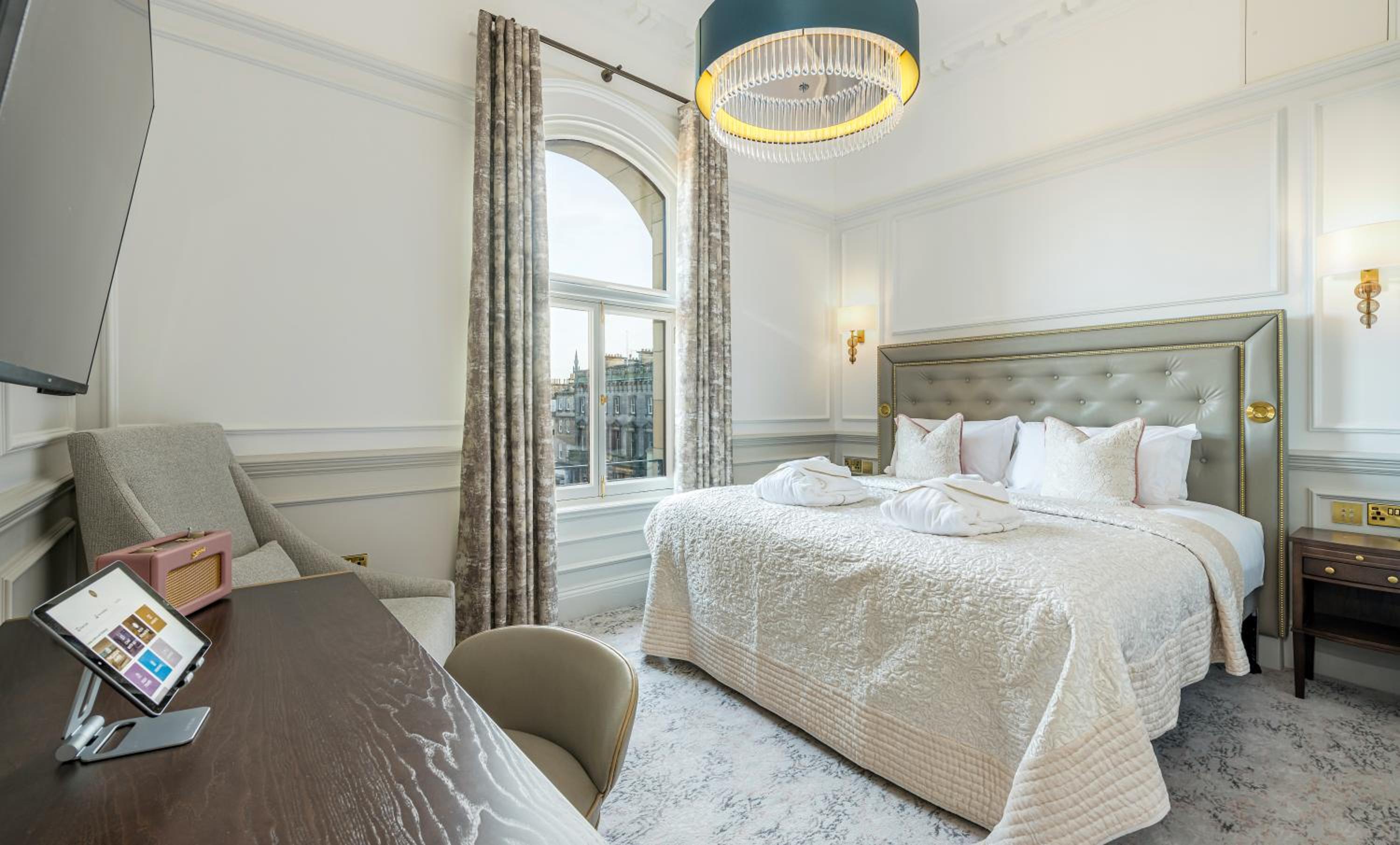 Edwardian Suite - Photo 4
