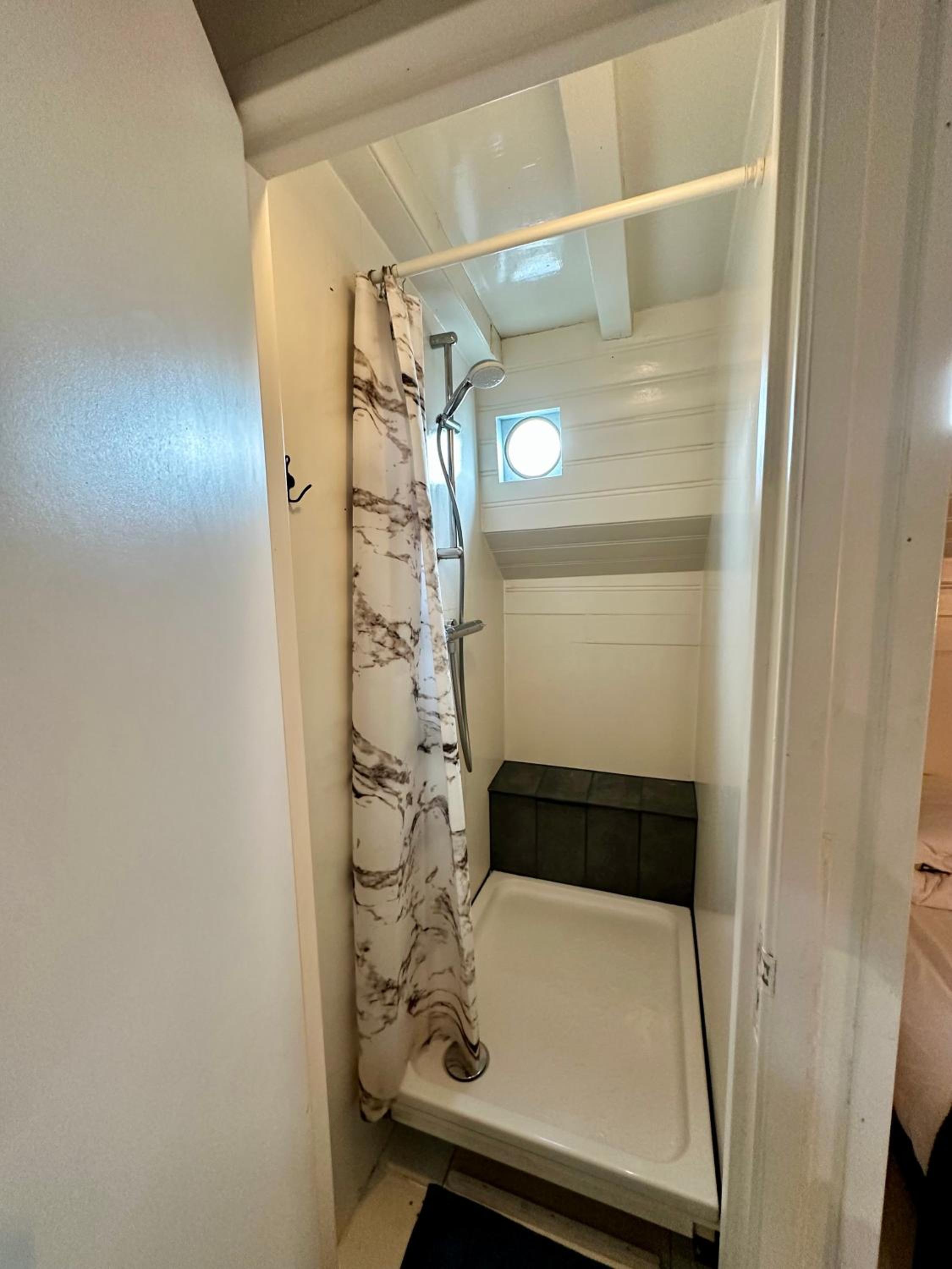 Deluxe Double Room with Sea View photo 2