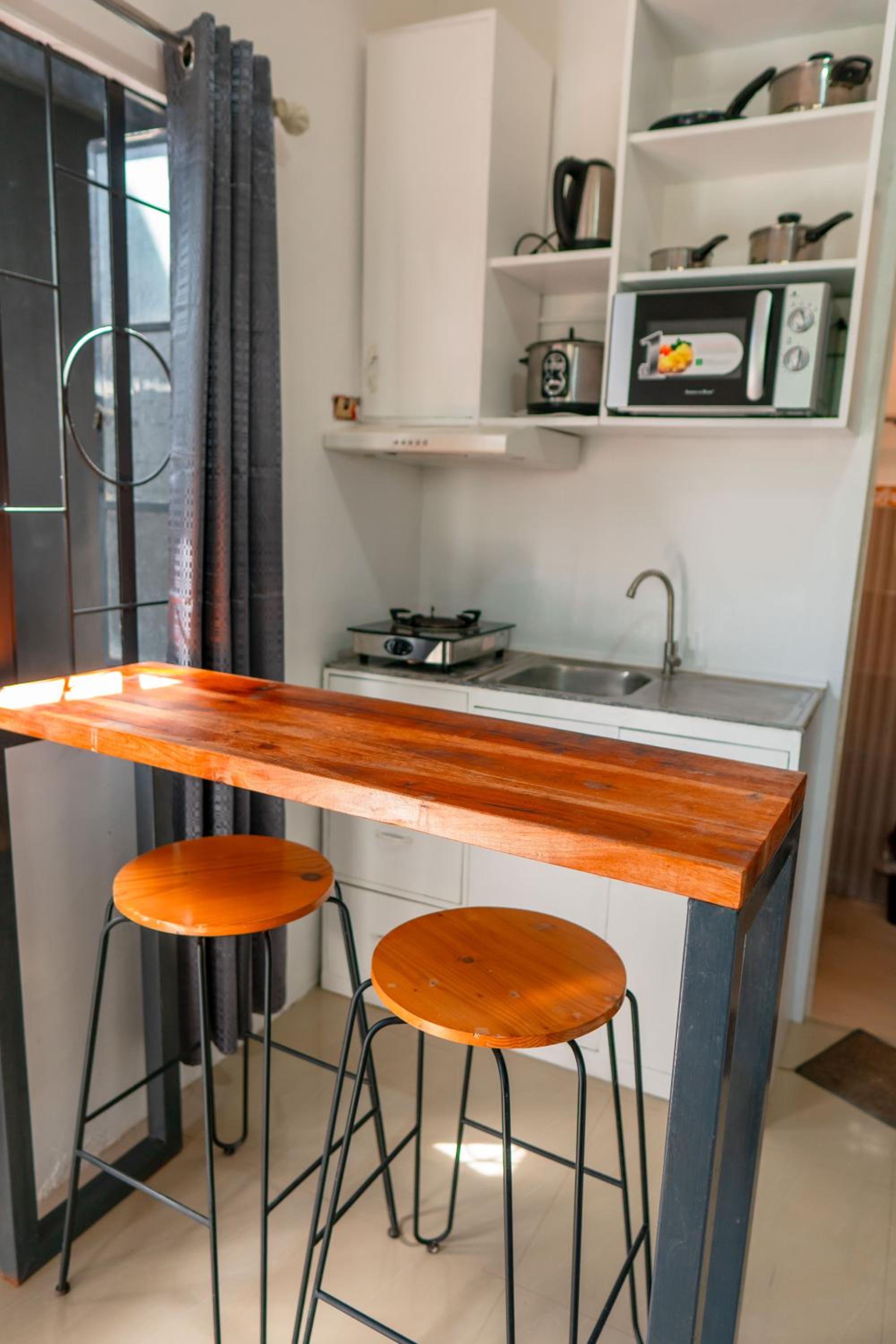 Studio Apartment - Photo 7