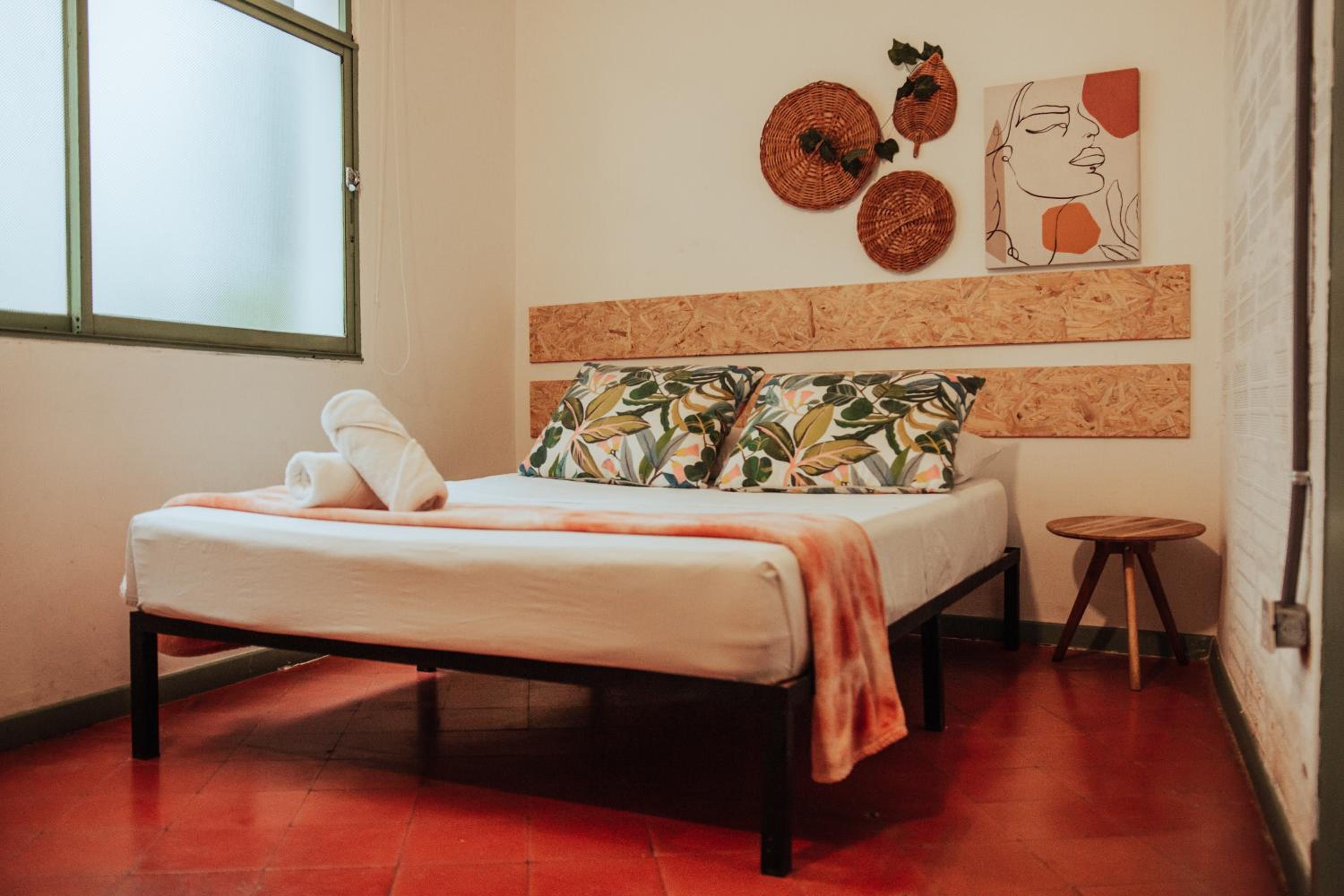 Double Room - Photo 7