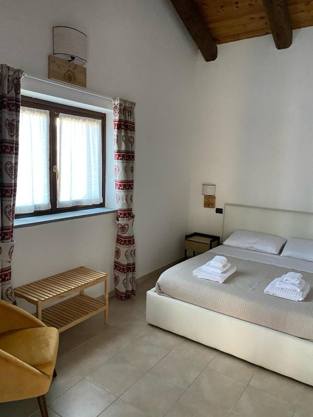 Double Room with Private Bathroom photo 1