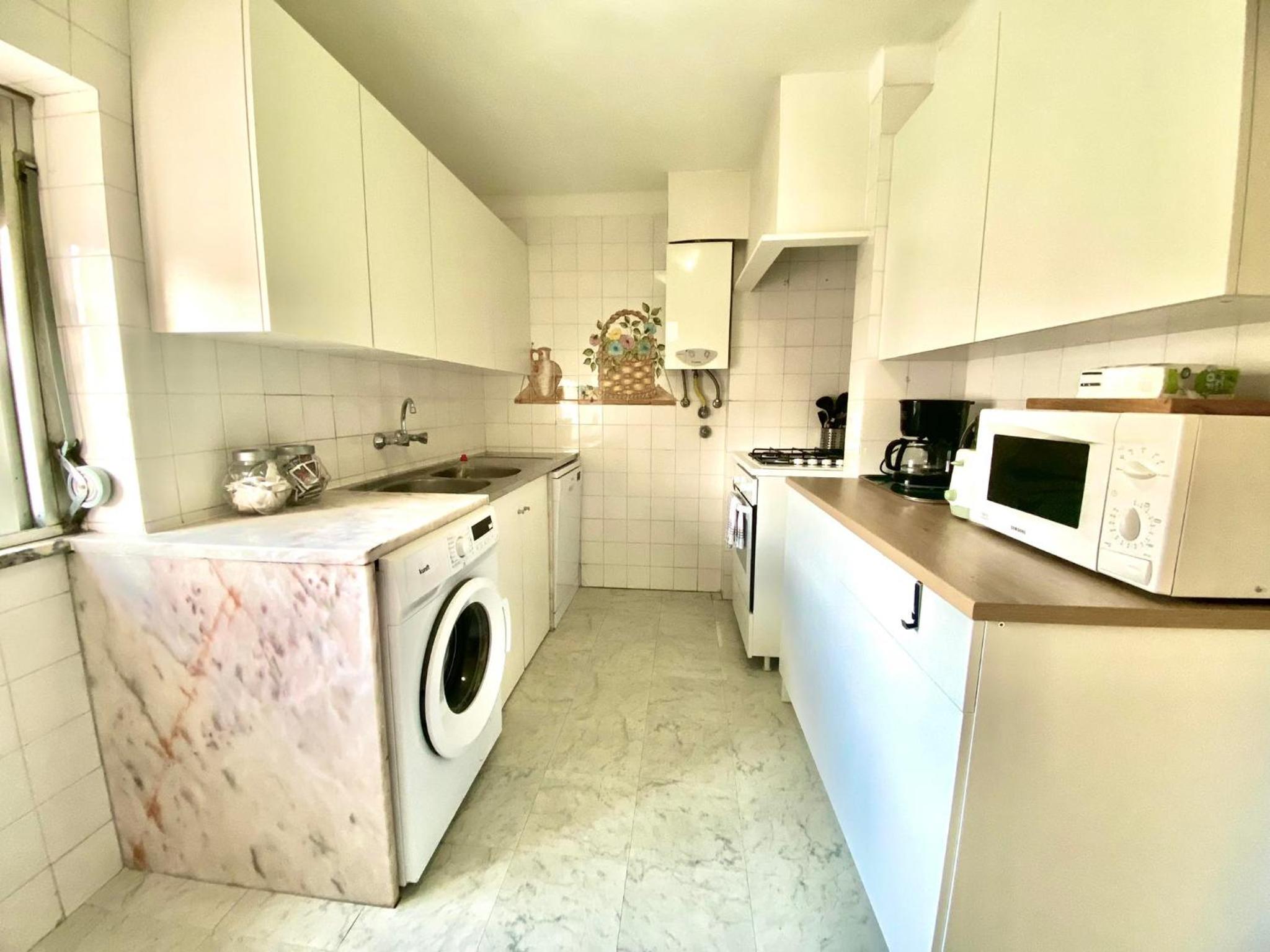 Three-Bedroom Apartment - Photo 10