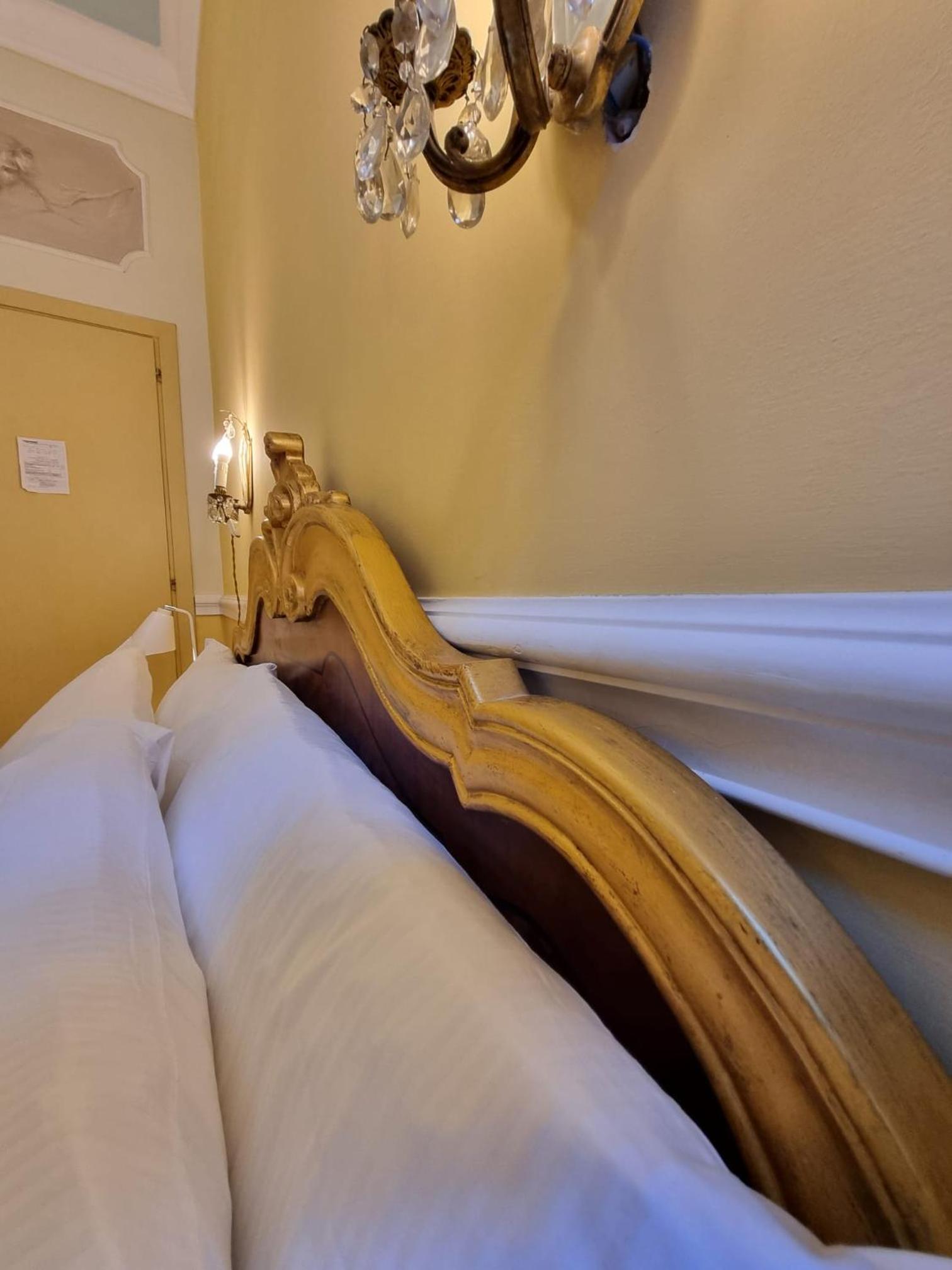 Queen Double Room  photo 2