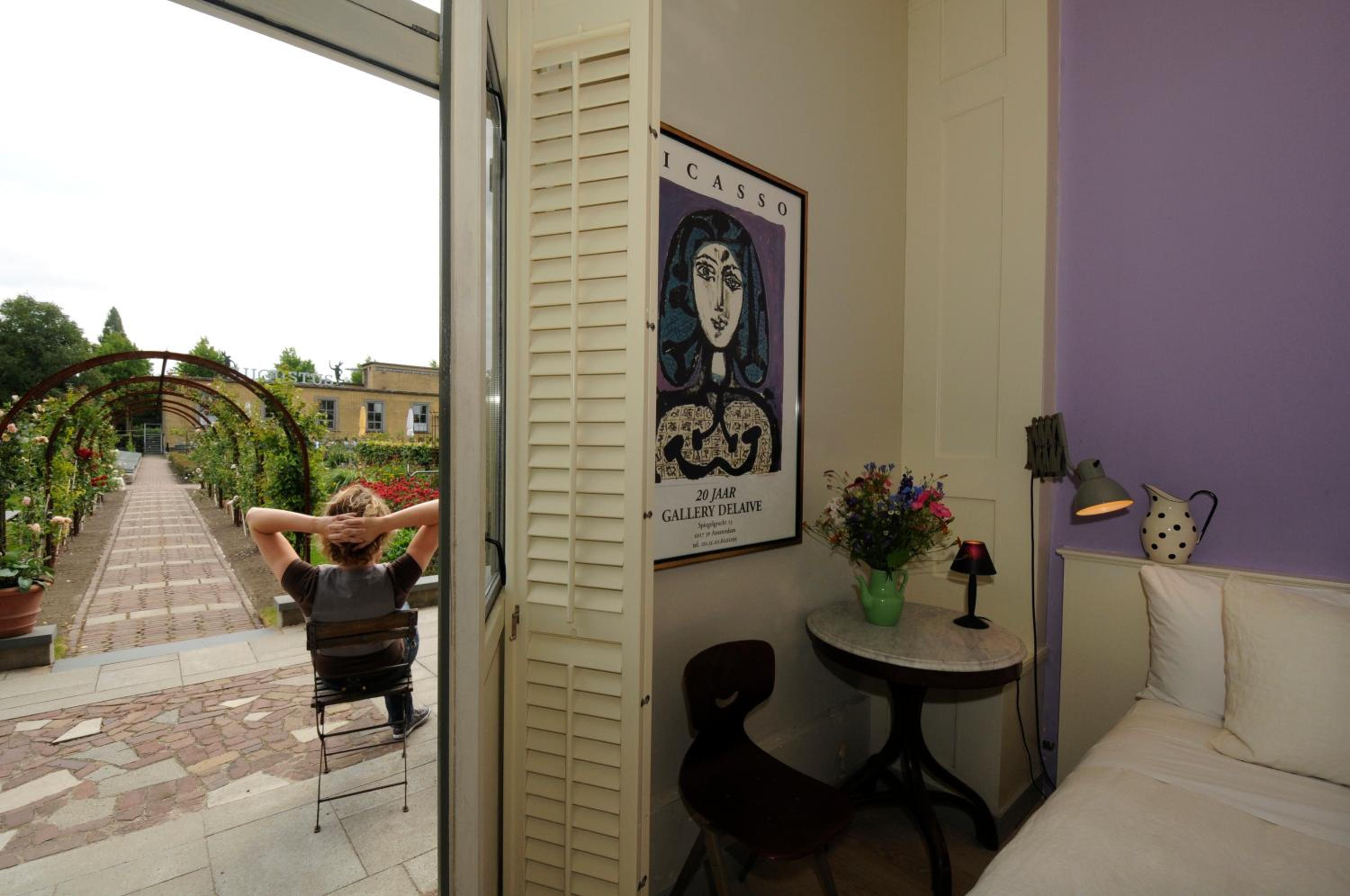 Large Double Room with Terrace - Photo 4