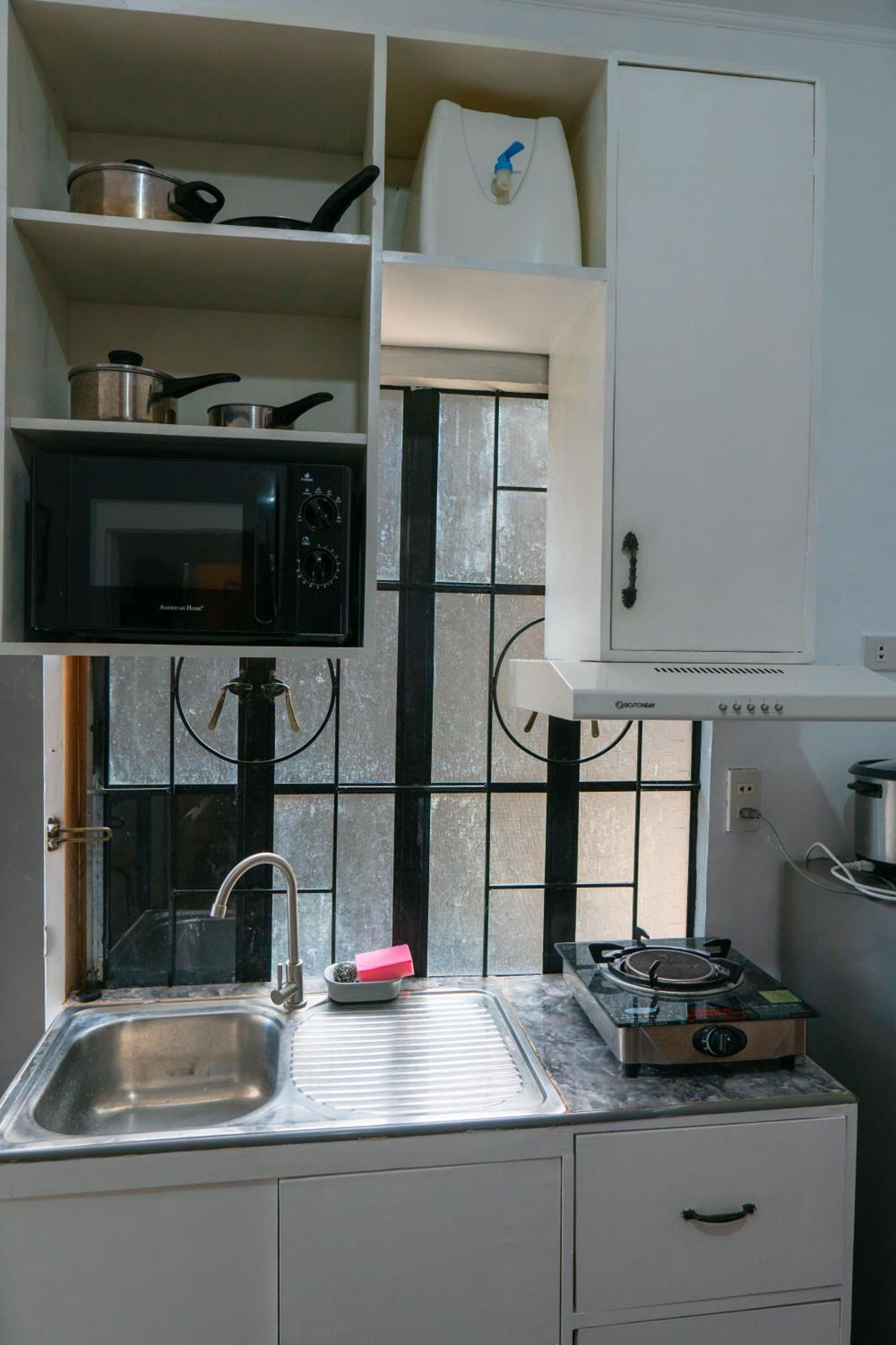 One-Bedroom Apartment - Photo 13