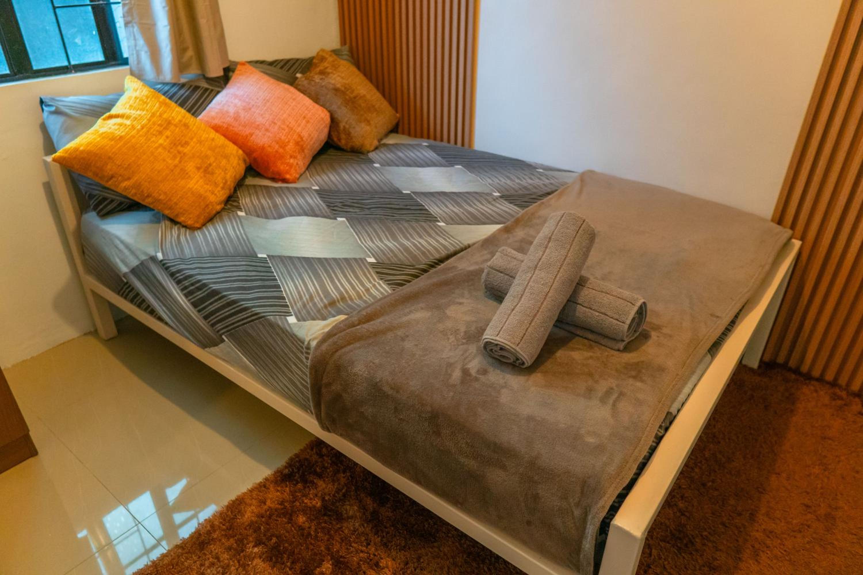 One-Bedroom Apartment - Photo 9