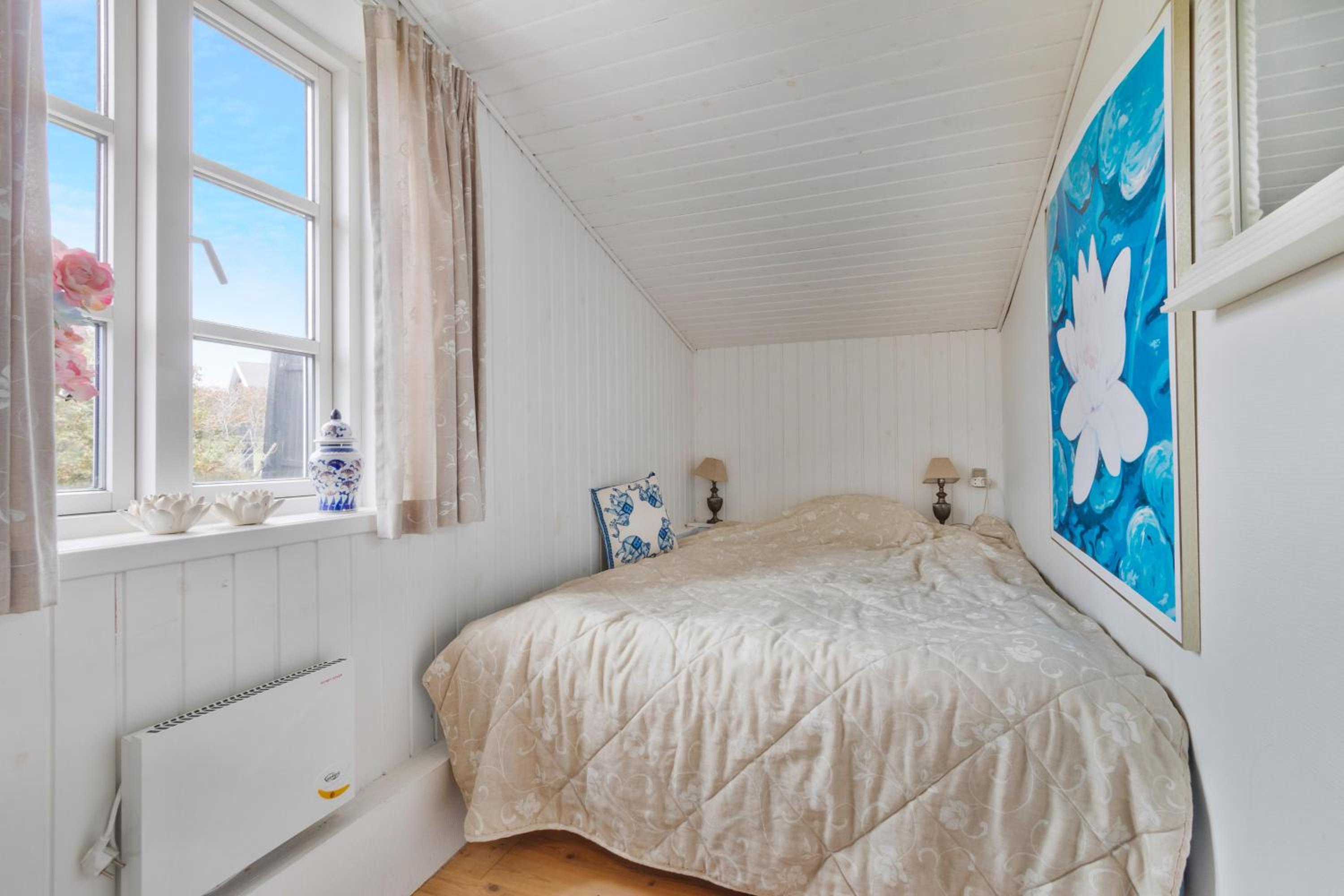 Two-Bedroom Holiday Home photo 2