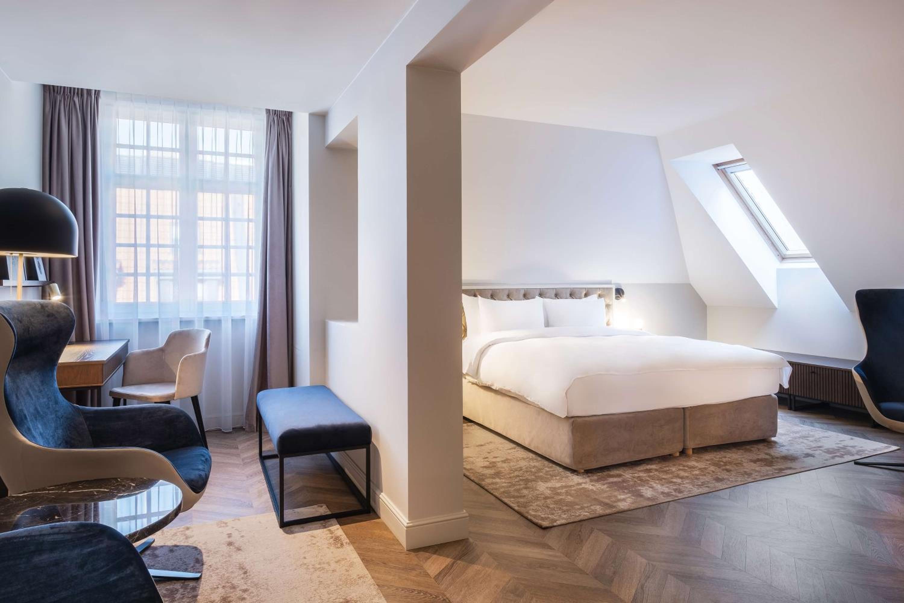 Junior Suite - Executive Floor - Photo 1