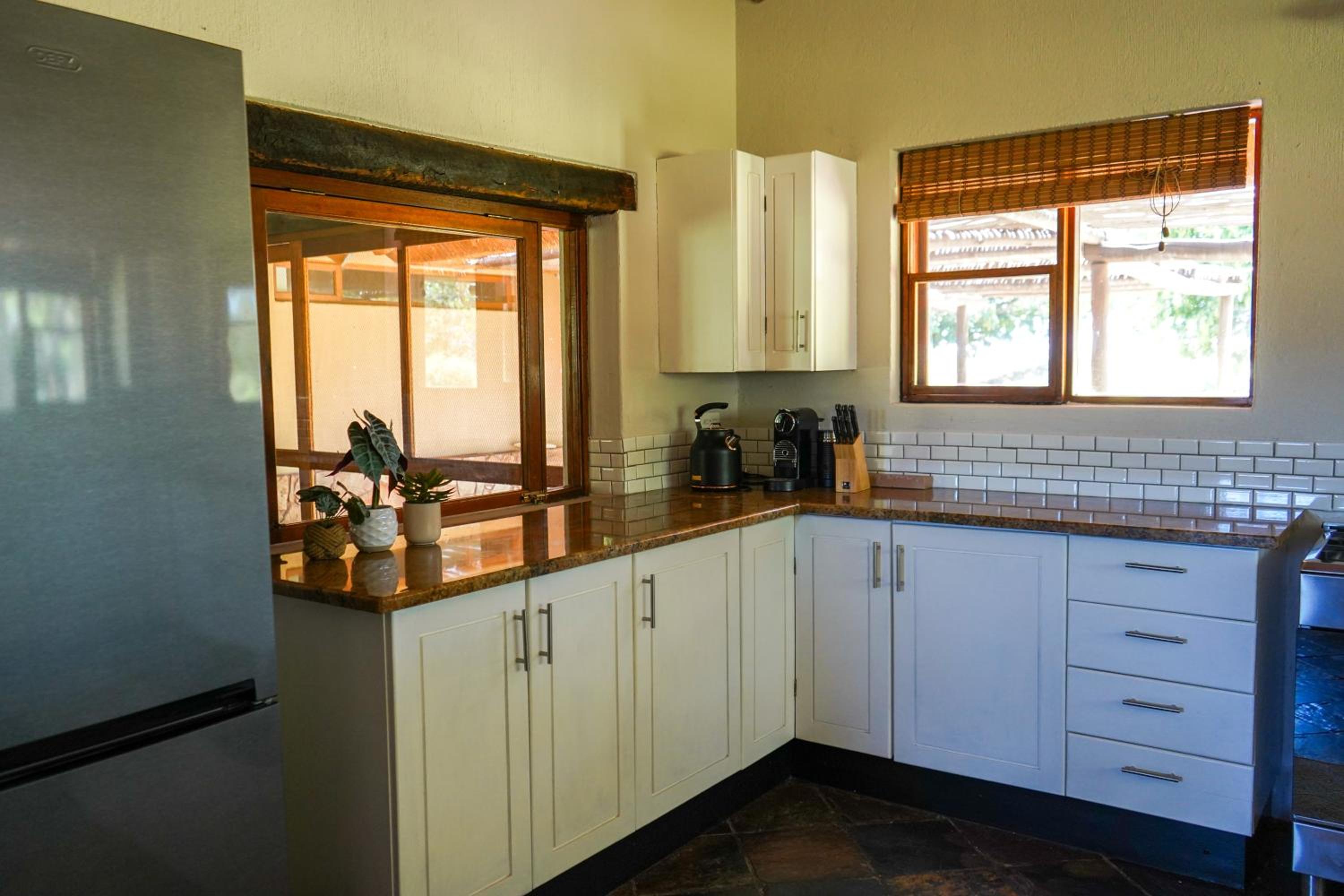 Four-Bedroom House photo 2
