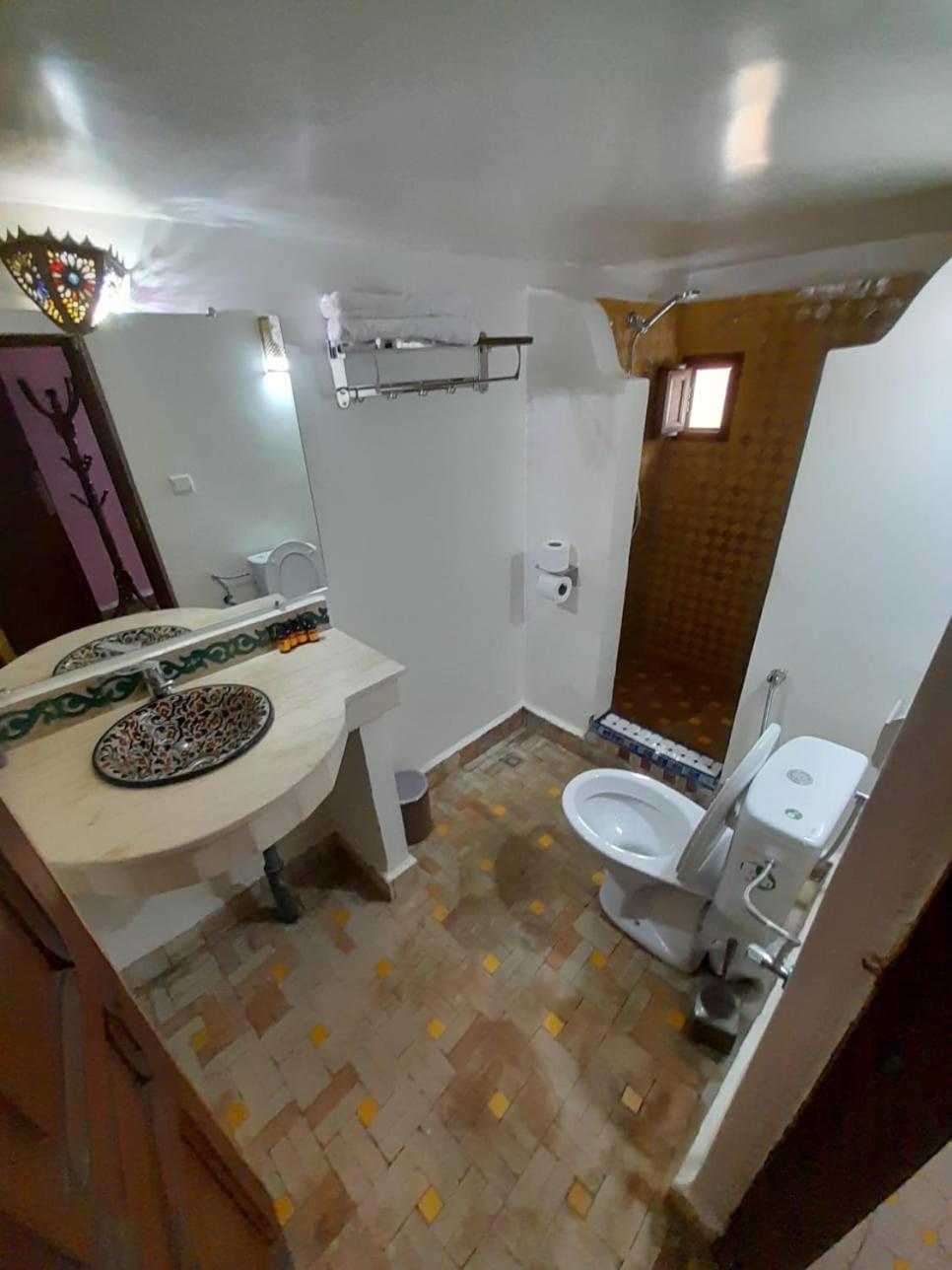Small Double Room - Photo 3