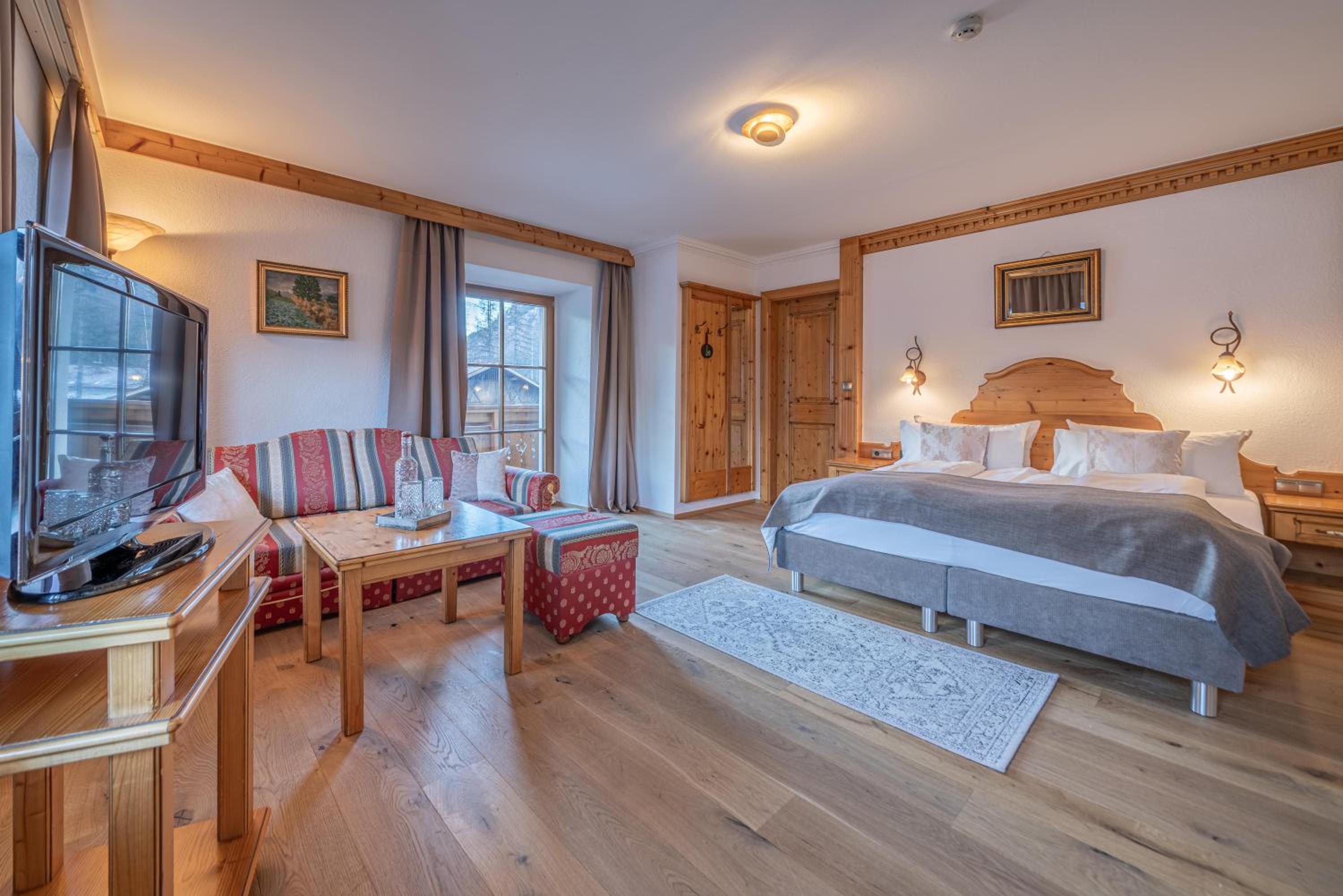Comfort Double Room with Balcony - Photo 1