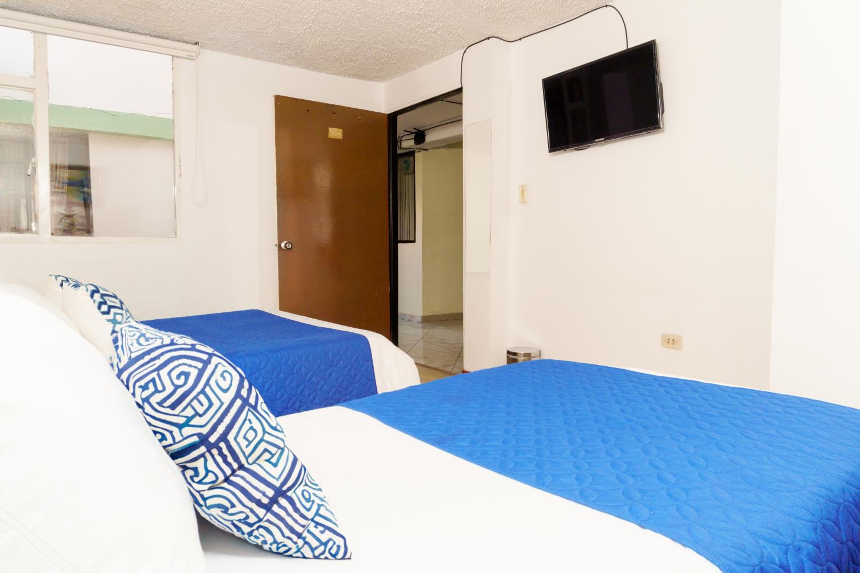 Basic Triple Room photo 2