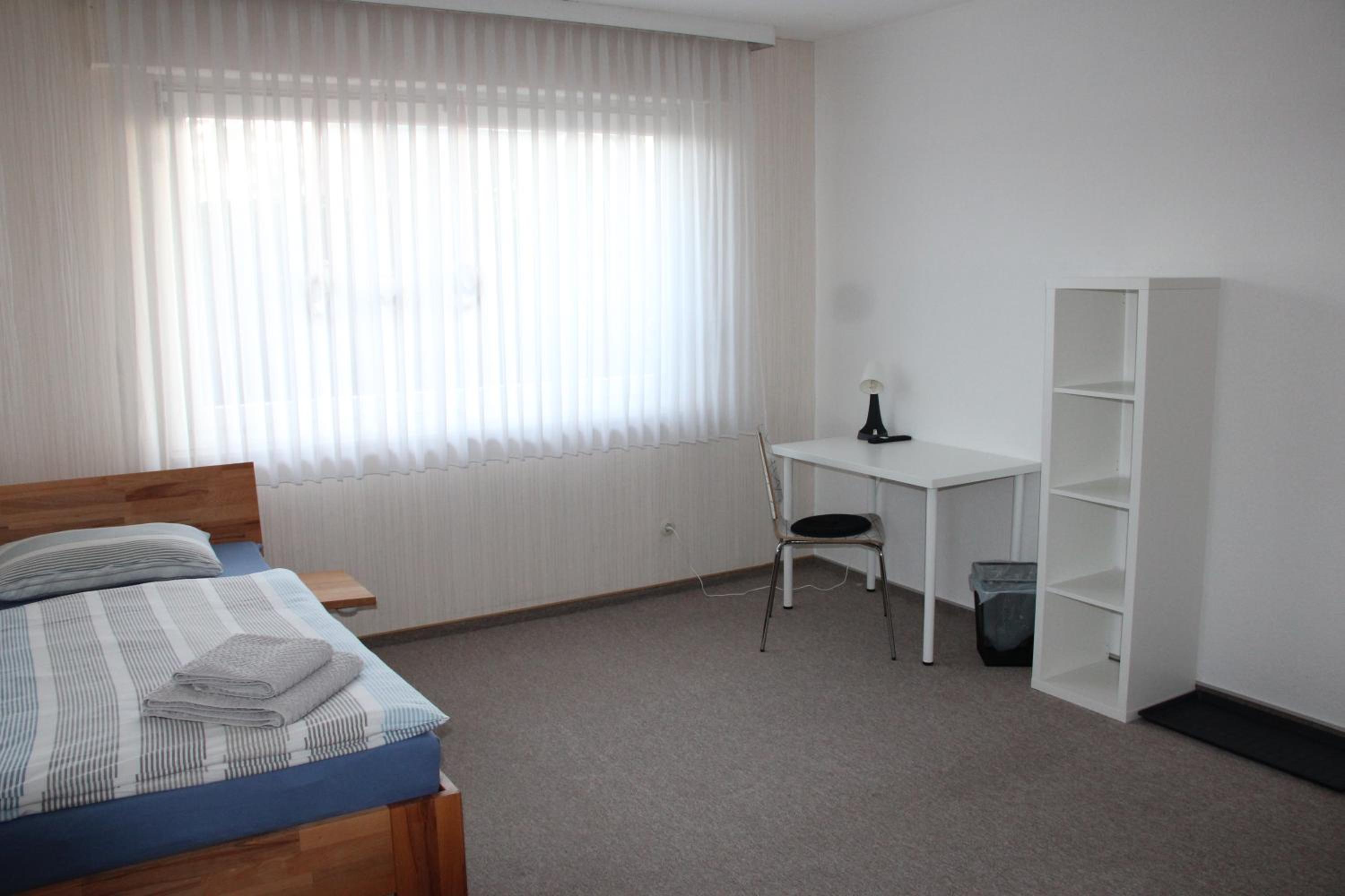 Apartment photo 2