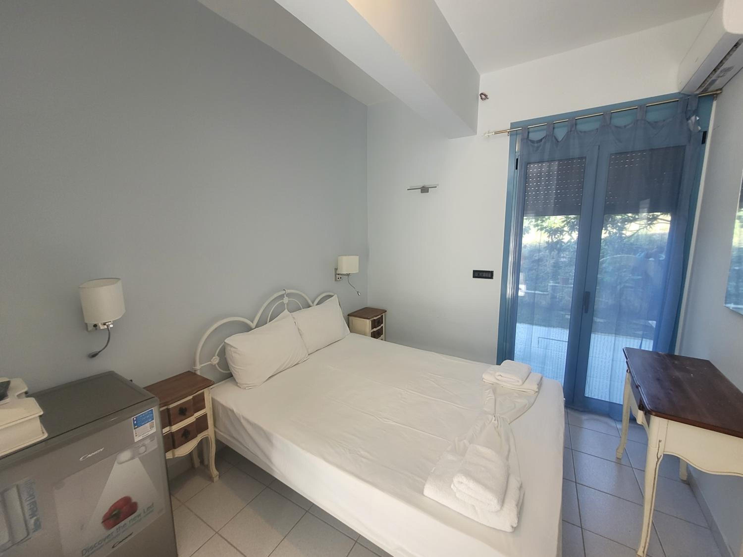 Budget Double Room photo 1
