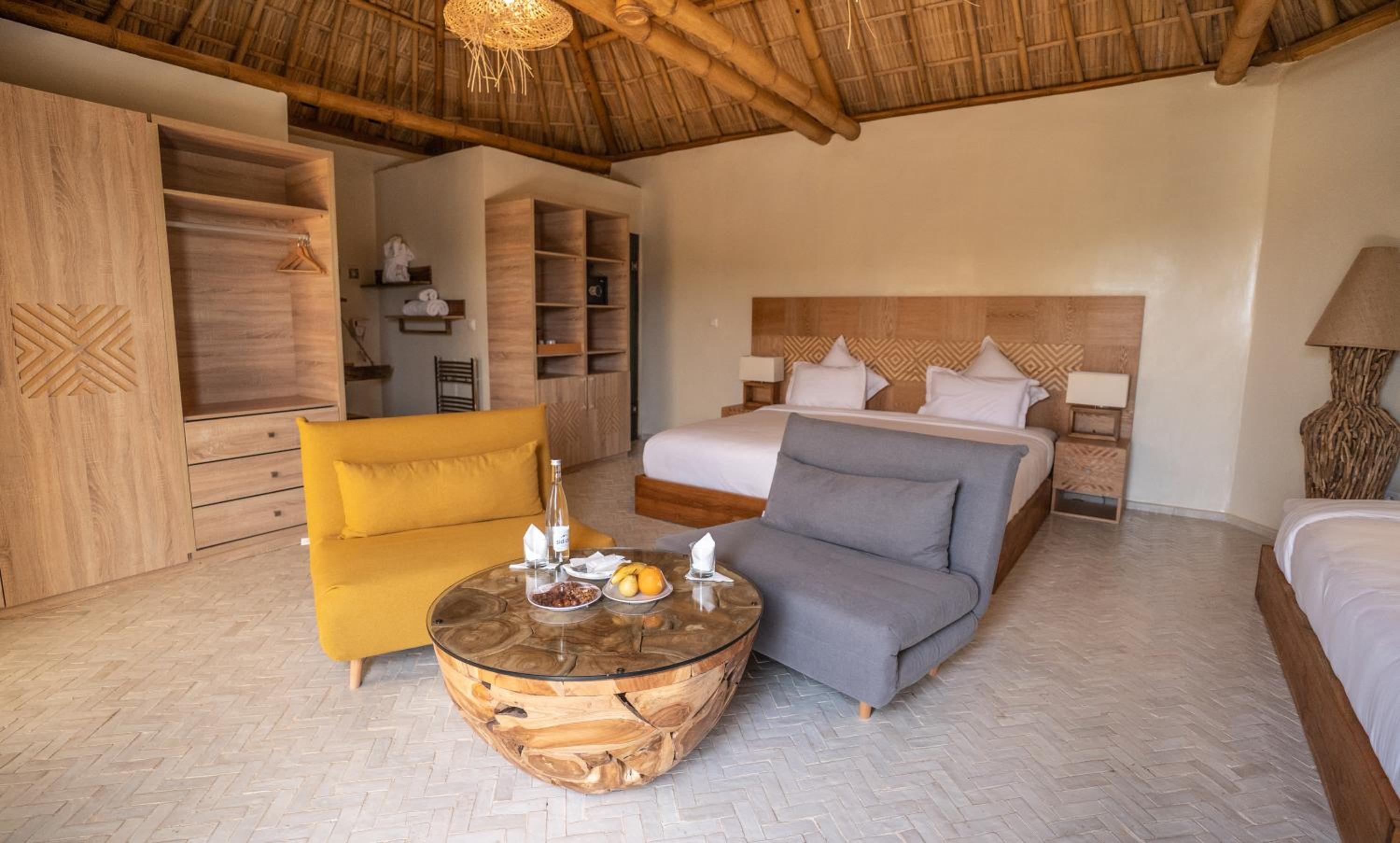 Junior Suite with Garden View - Photo 8