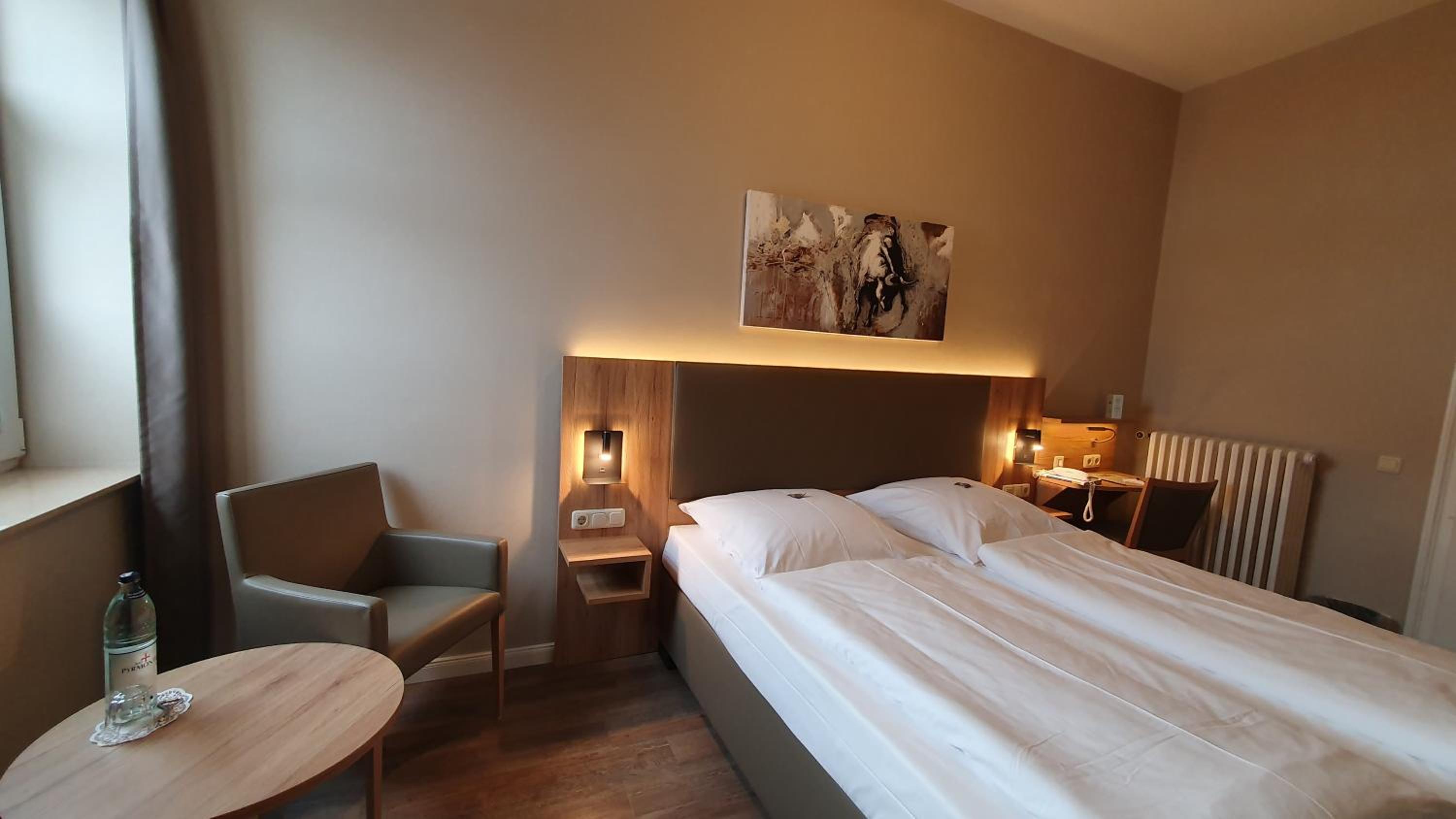Standard Double Room - Photo 14