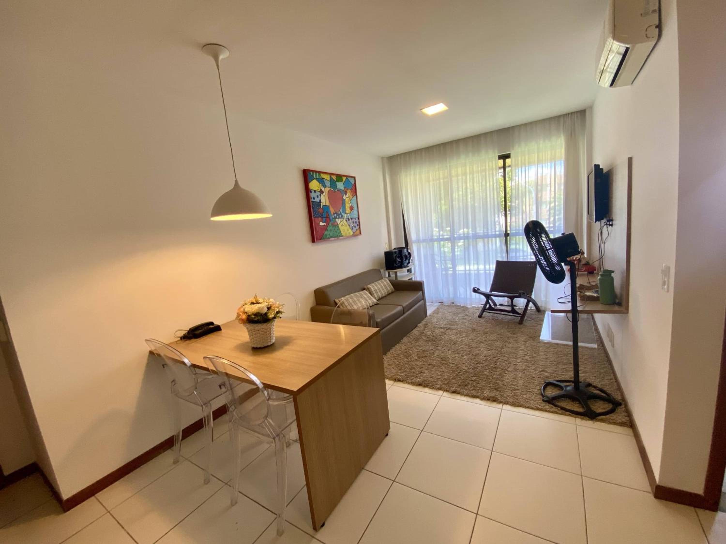 One-Bedroom Apartment photo 1