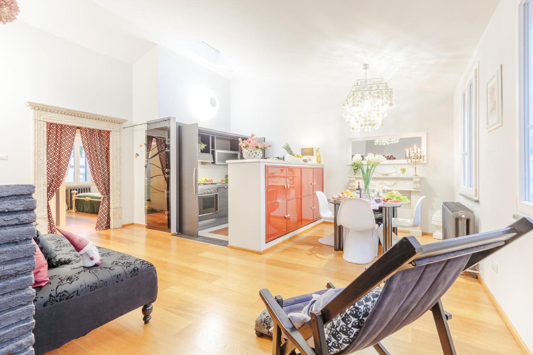 One-Bedroom Apartment