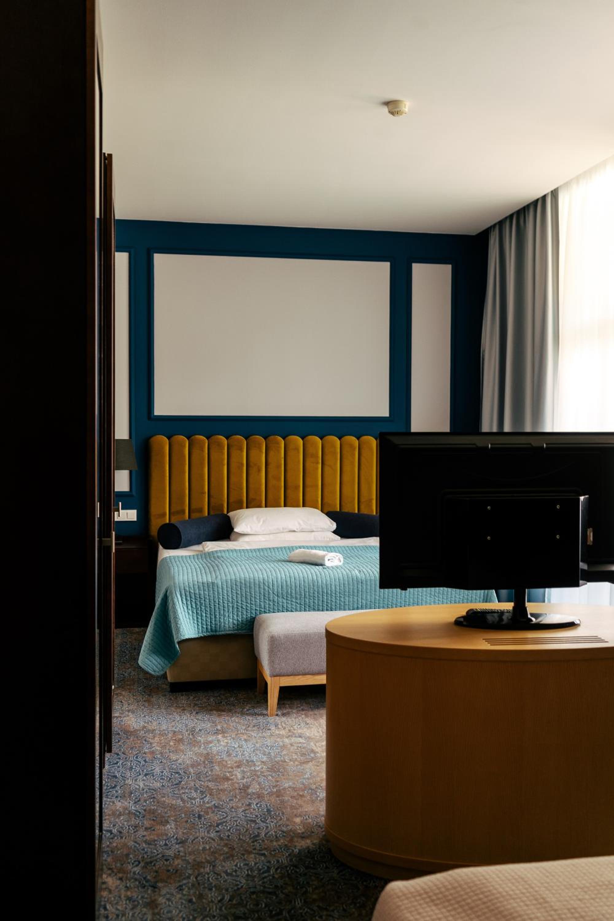 Deluxe Double Room with Balcony