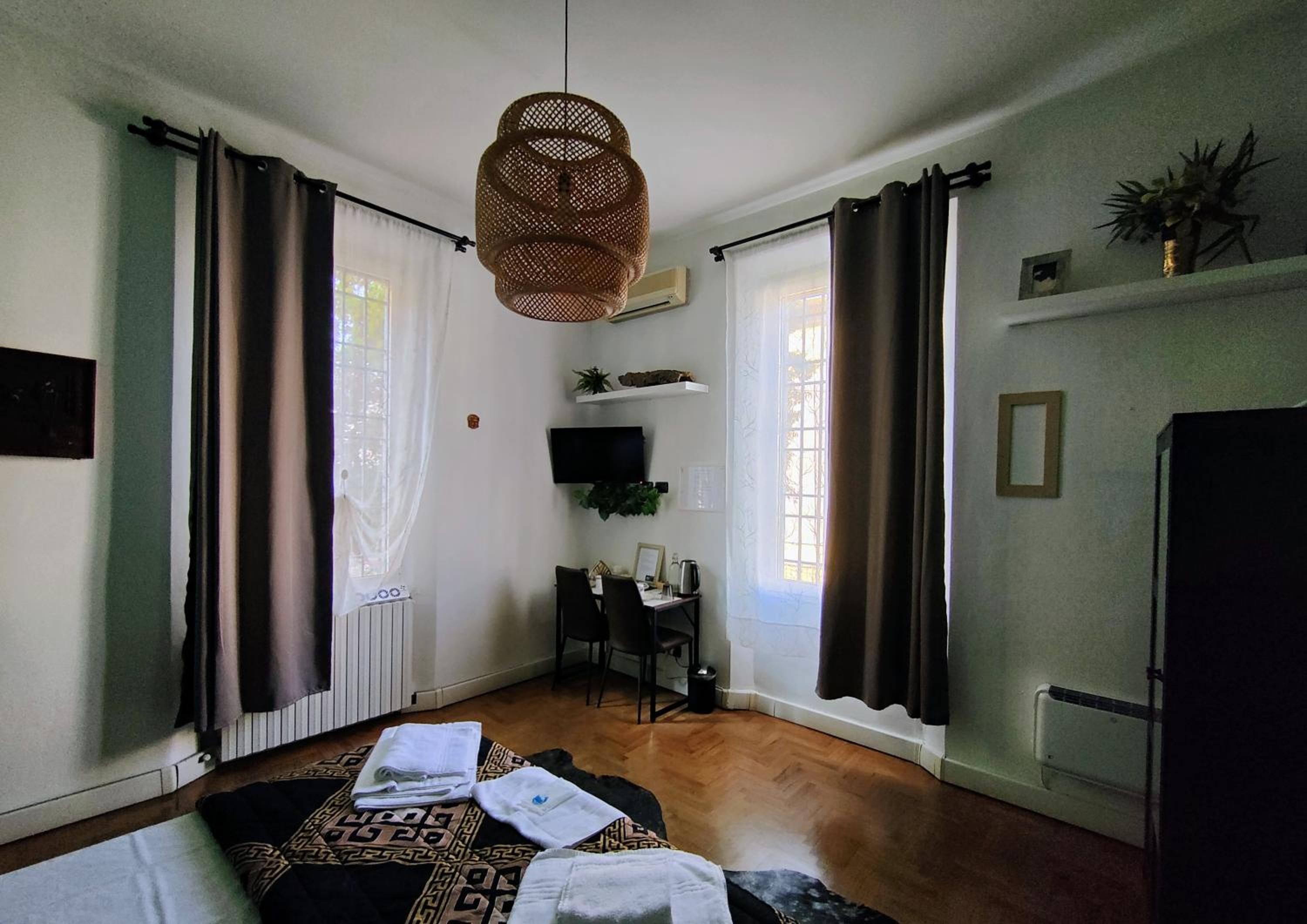 Double Room with Shared Bathroom