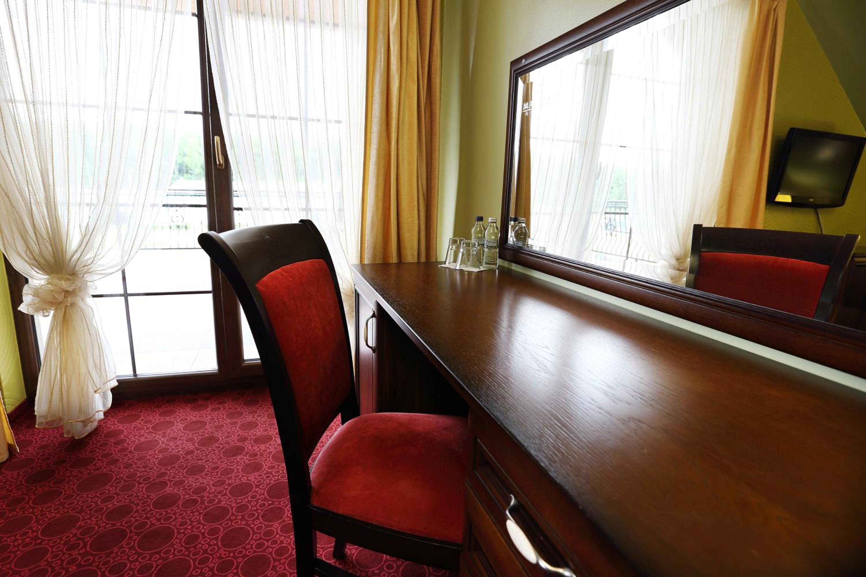 Family Apartment - Photo 3