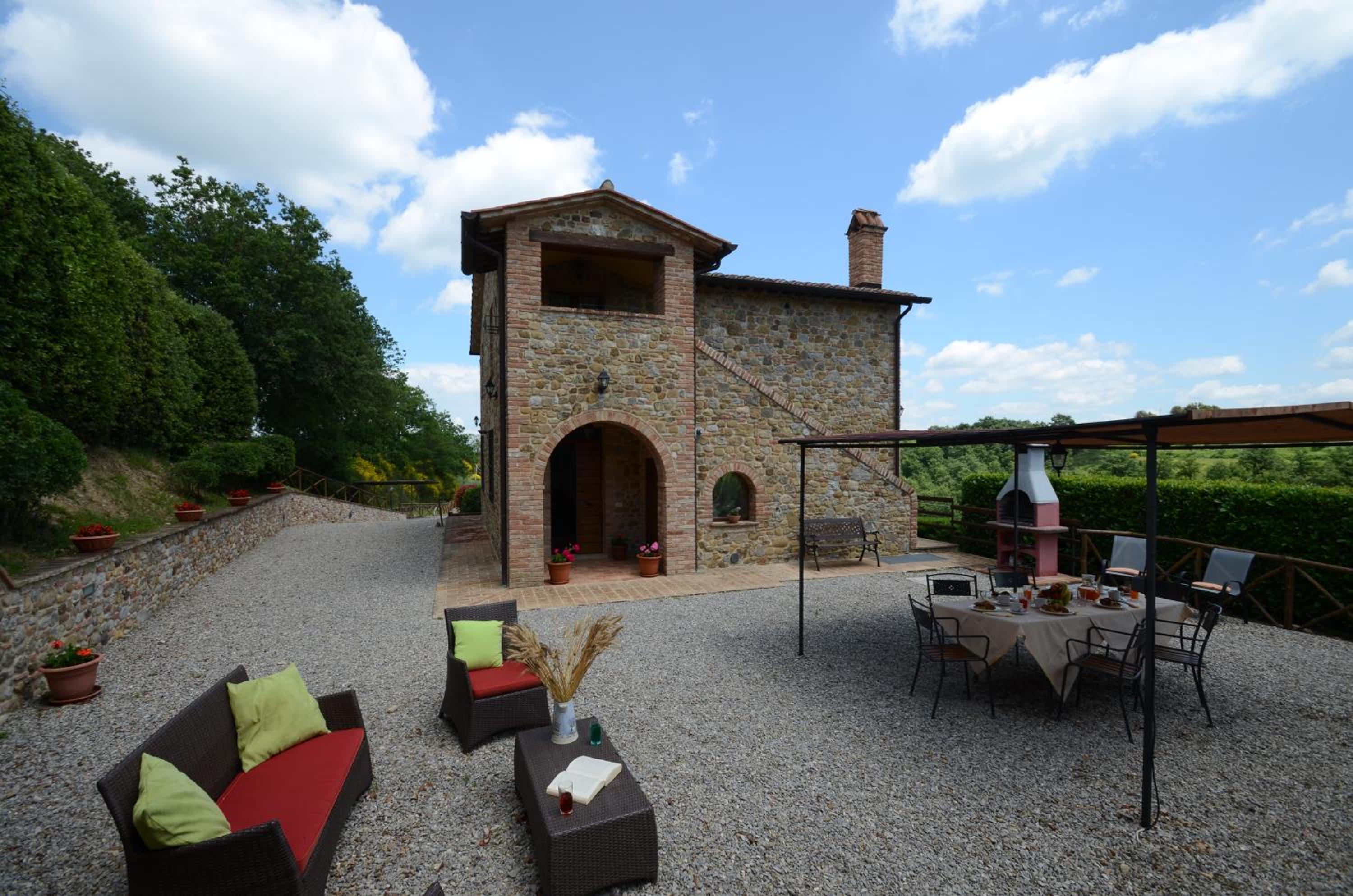 Three-Bedroom Villa photo 2